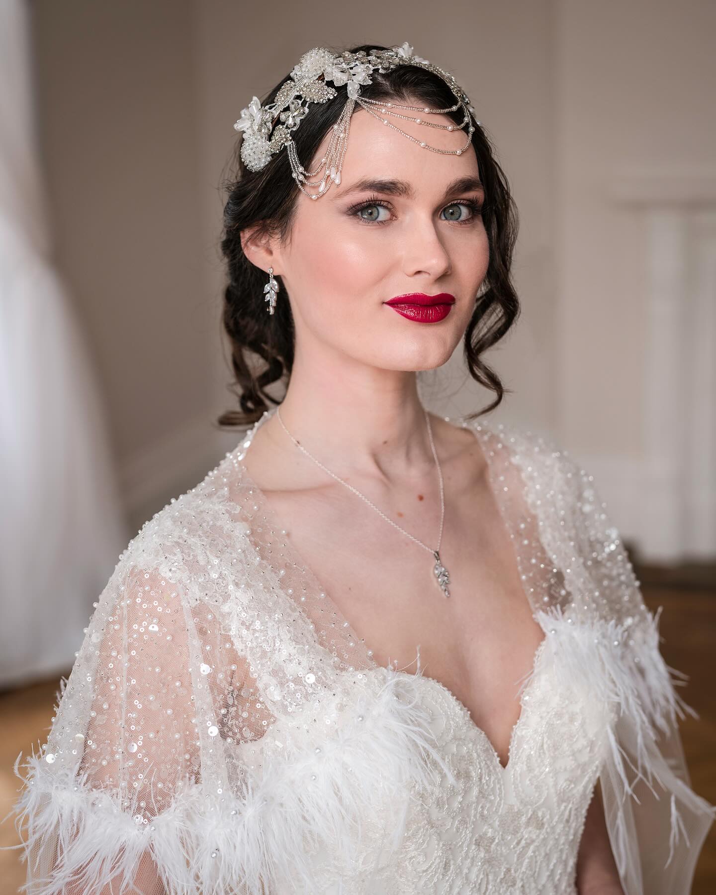 Gatsby style stunning shoot beautifully captured by @paulplacitelliportraits
Always have a great day with this team of talented artists!
Highley Manor - @highley_manor_sussex Ambience Crawley & West Sussex - @ambiencewestsussex
Paul Placitelli - @paulplacitelliphotography
Taurai Films - @taurai_m
Lily Jacob’s Bridal - @lilyjacobsbridal
Claire Field HMUA - @Clairefieldbridal
Garter & Veil - @garterandveil
Caritas Cake Design - @caritascakedesign
Harriet’s Table - @harrietstable
Imperial Wedding Car - @imperialweddingcars
Greys Worthing - @greyssuithire
Emily Fermor (model) - @emilyfermoruk
Guillaume Trounson - @theworldofgt
#sussexbrides2024 #sussexbrides #bridessussex #sussexbridalmakeupartist #bridalmakeupartistwestsussex #bridalhairstylist #bridalhairstylisteastsussex #sussexbridalhairstylist #festivalbrides #rockmywedding #surreybrides #surreybridestobe #surreymakeupartist #surreyhairstylist #festivalhair #bohowedding #festivalwedding #chicwedding #countrybrides #countrybridesofsussex #bridalmakeupartist