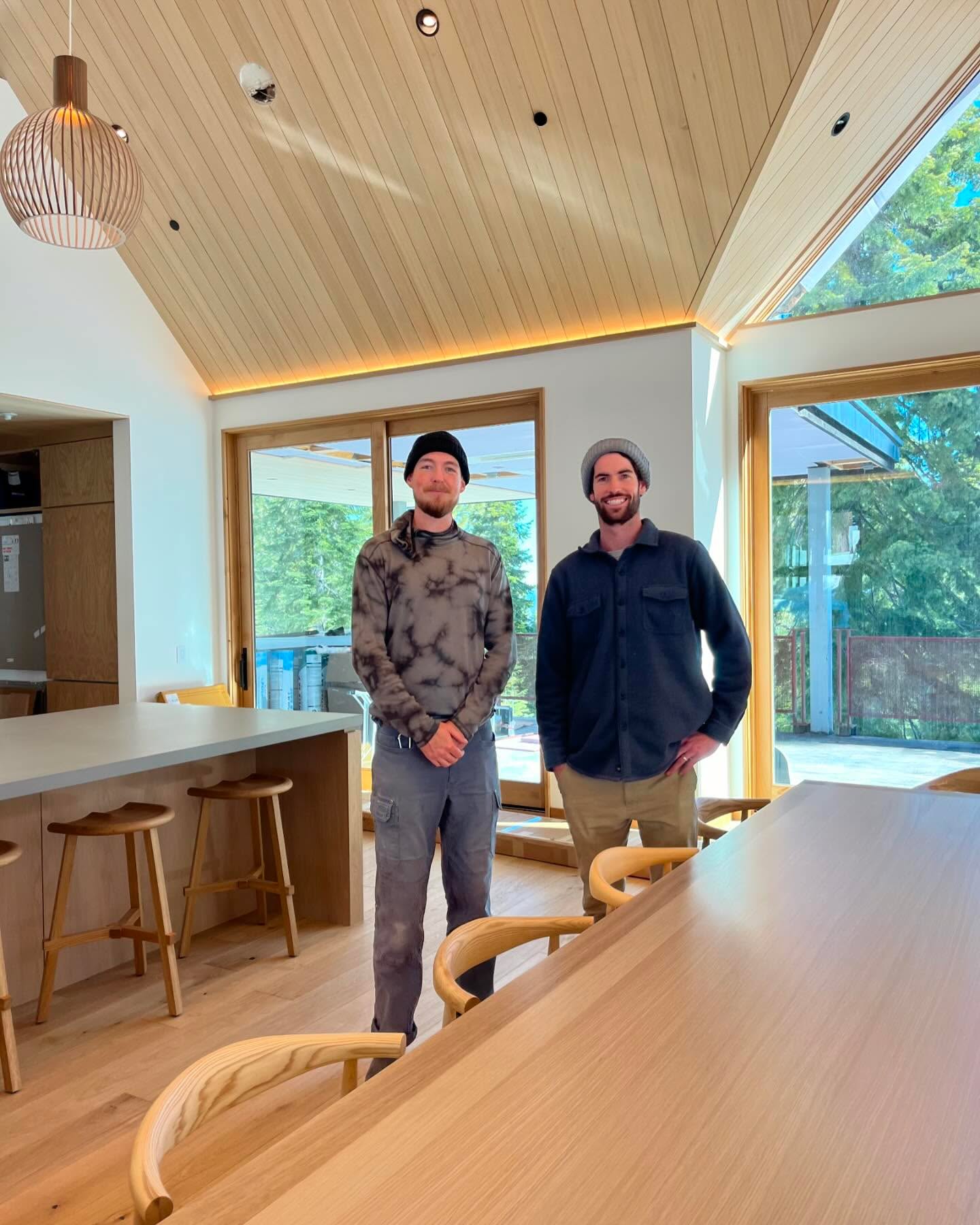 Our largest dining table yet made it all the way to Truckee, CA. The 12.5 feet of rift sawn white oak looked quite spectacular in this impressive new home. More pics coming soon!
Collaboration with @stripedesignservices
