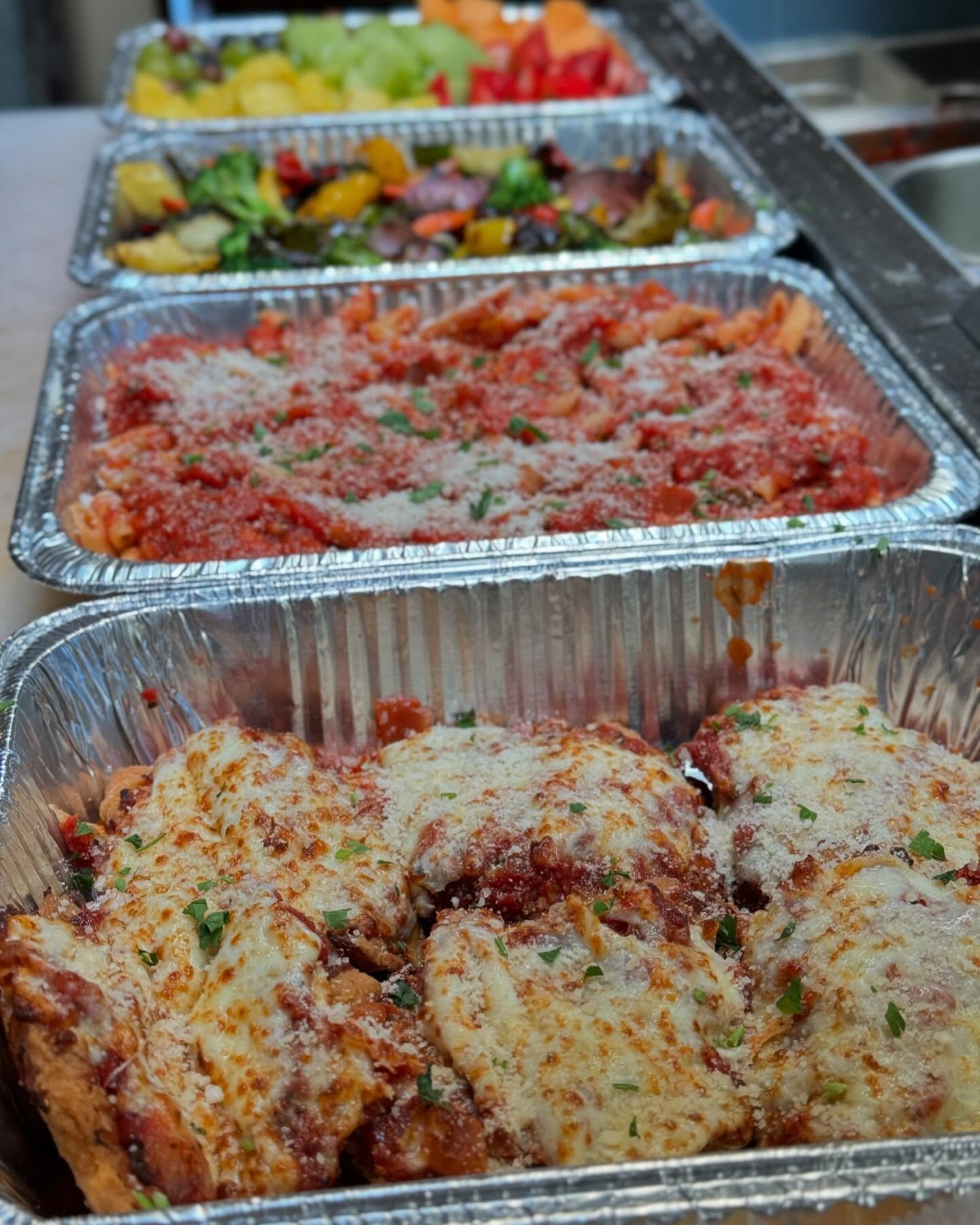 Cater with JP’s Pizza #catering #pasta #eggpalntparmesan #roastedveggies #fruitplate #jpspizza #jpspizzaandgrill #pizza #wilmette #northshore #party #partysize #familydinner
