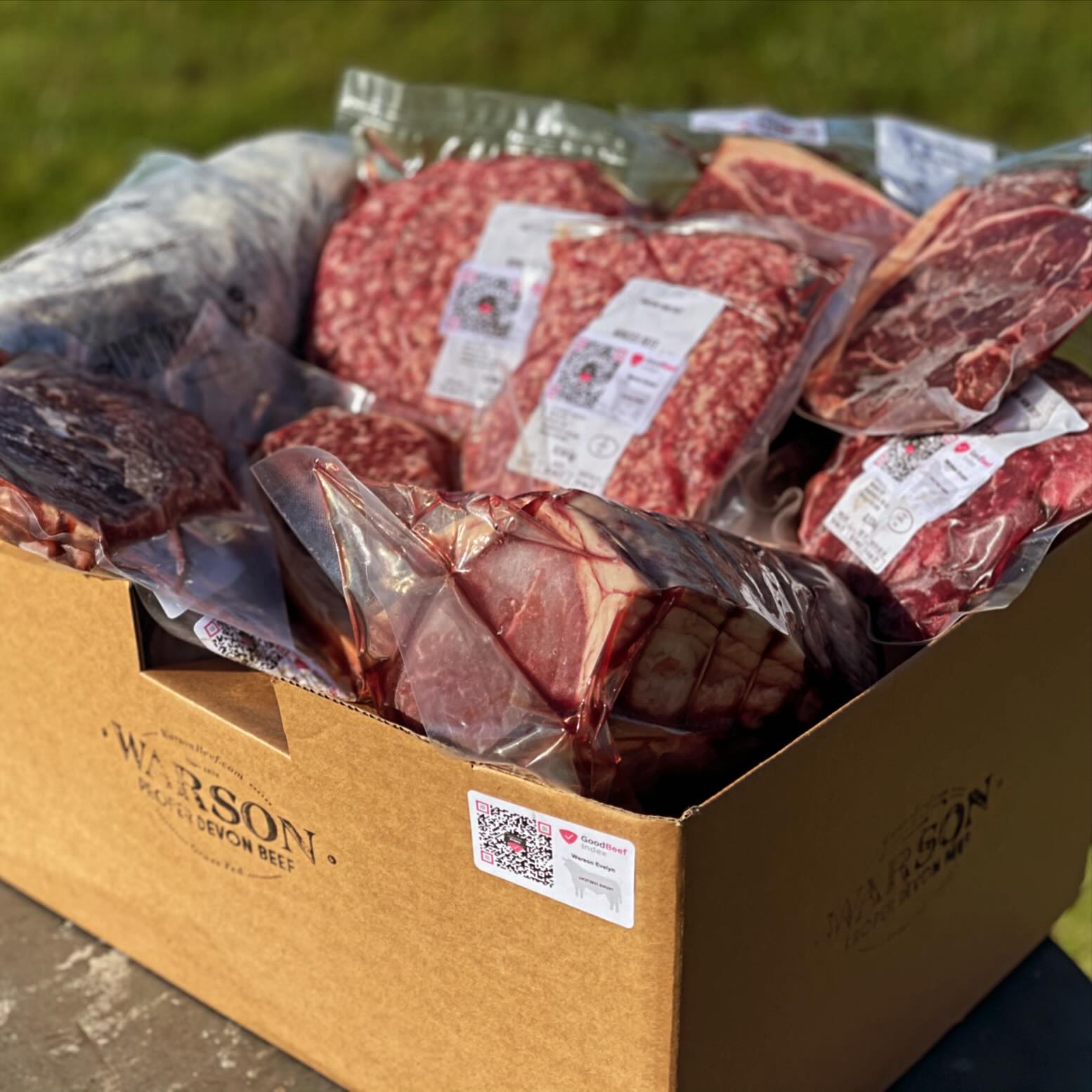 We are picking up the beef tomorrow, so excited!
All pre-orders will be shipped fresh on Wednesday for next day delivery on Thursday.
For every pre-order we’ll pop an extra pack of mince in your box!!!
Link in bio for the webshop, where you will be able to place your order.
#beefboxes #sustainablebeef #goodbeefisgoodforyou #angusbeef #pasturefedbeef #grassfedbeef #pedigreeangusbeef #blackangus #goodbeef #qualitybeef #primebeef #beef #orderbeefonline #farmtofork #westcountrybeef #warsonbeef #carnivore #devonbeef