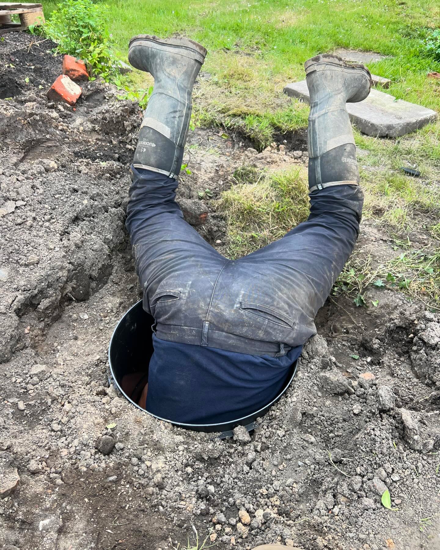 Boss. “Just have a look at that connection in a live sewer can you”
Worker. “ why can’t you?”
I rest my case.