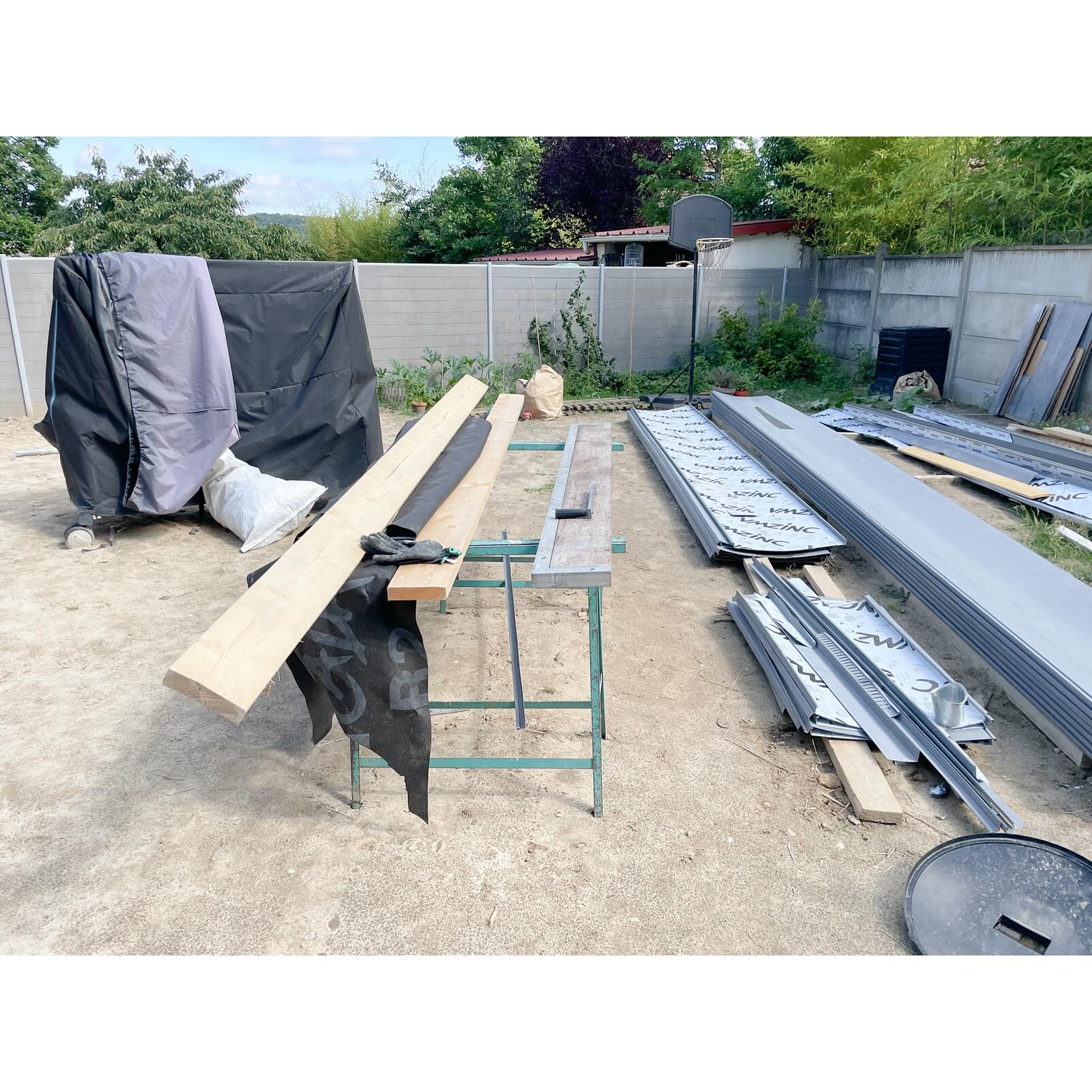 Extension_BAG
Atelier de pliage des plaques de zinc