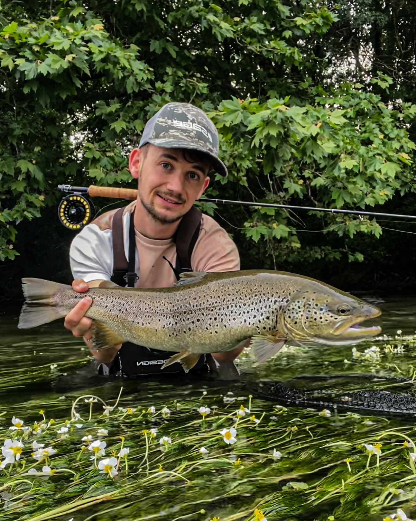 Belle truite de 63 cm en nav quel bonheur ! Sur une obscure h14 en 5 tours de plomb ! Combat incroyable 😁
@orionflyfishing
#truite #truitefario #truitesauvage #trout #troutfishing #troutflies #flyfishing #flyfishingjunkie #pechealamouche #pechetruite #flyfishingaddict #flyfishinglife #troutflyfishing