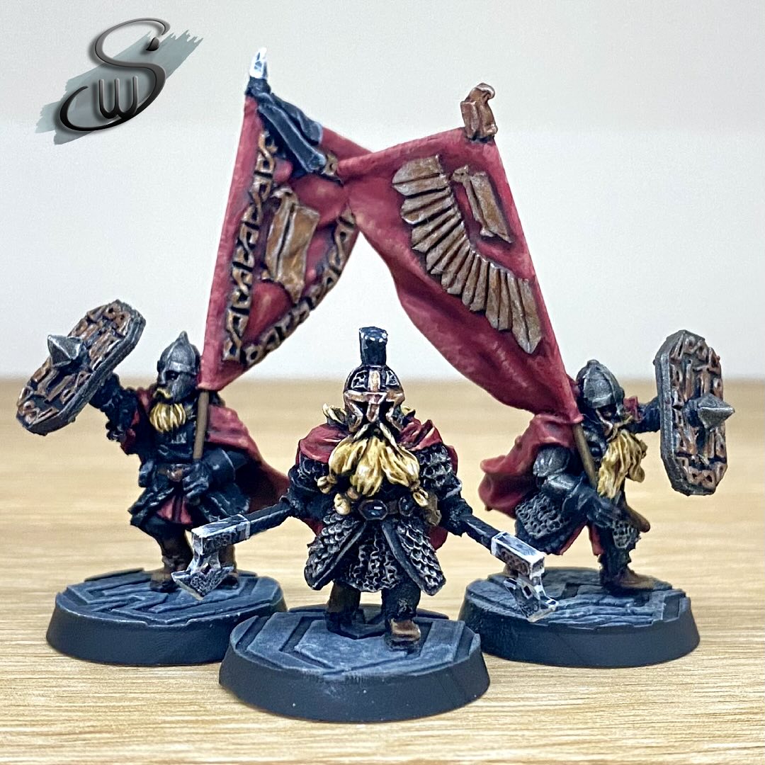 The title of King’s Champion is an honour bestowed upon only the most skilled and loyal Dwarf fighters. At all times he is accompanied by a pair of Heralds, tough and sturdy Dwarves who bear proud banners proclaiming the kingship of their liege and the power of their hold.
#khazaddum #moria #balinstomb #dwarves #kingschamp #durinsfolk #thehobbit #mesbg #hobbit #warhammercommunity #factionsofmiddleearth #paintingwarhammer #middleearthstrategybattlegame #sbg #lotr #lordoftheringsminiatures #lordoftheringstabletop #lordoftheringssbg #thelordoftherings #lordoftherings #middleearth #tabletop #tabletopgaming #gaming #wargaming #gw #gamesworkshop @warhammerofficial