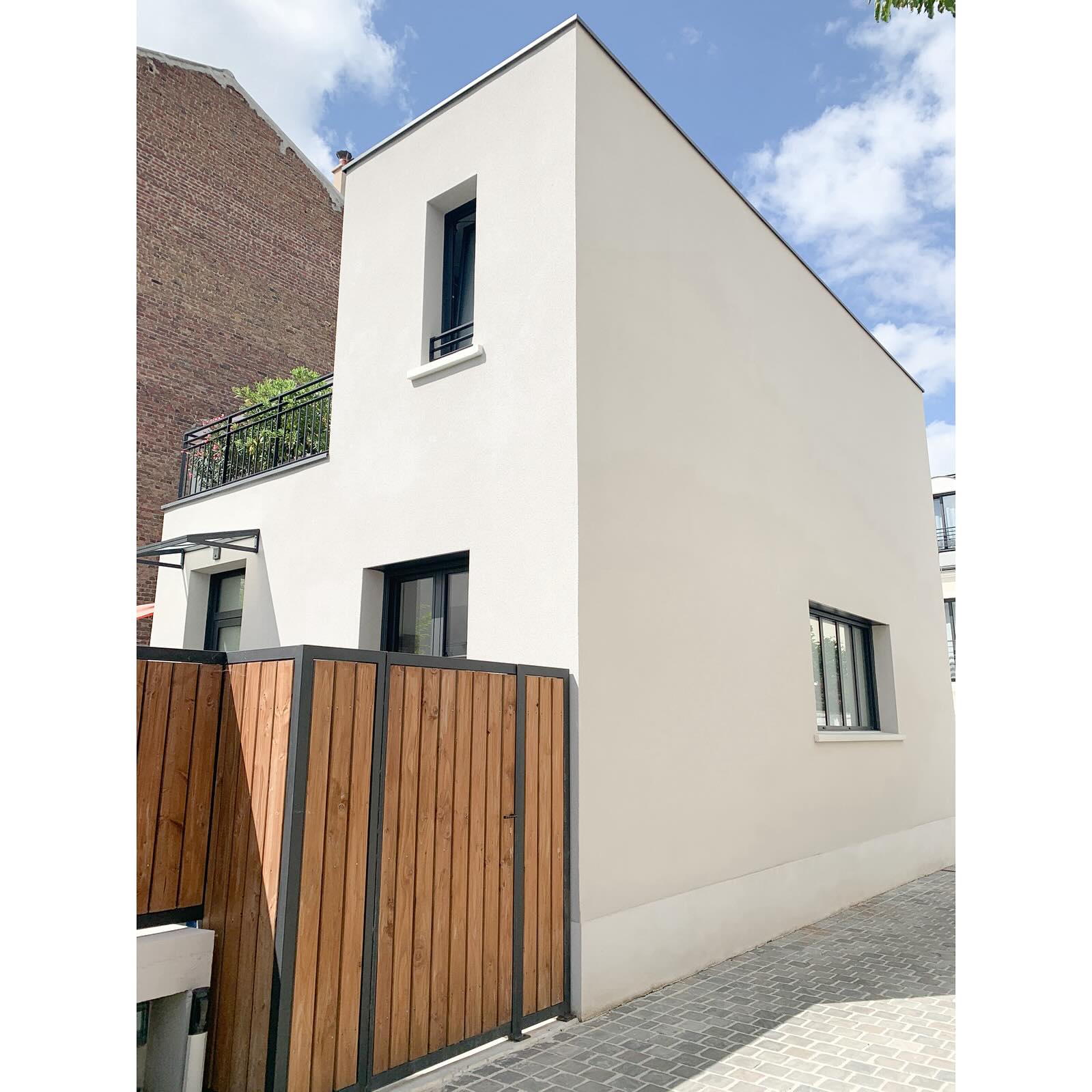 Projet_KAR
#architecture #habitatindividuel #photooftheday #abmarchitecture #projet