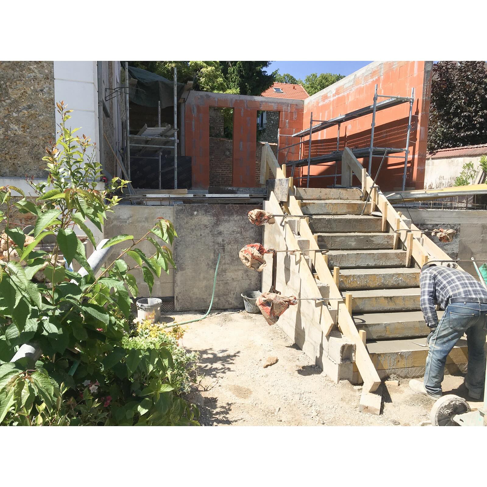 Projet_AMB
#architecture #habitatindividuel #photooftheday #abmarchitecture #projet