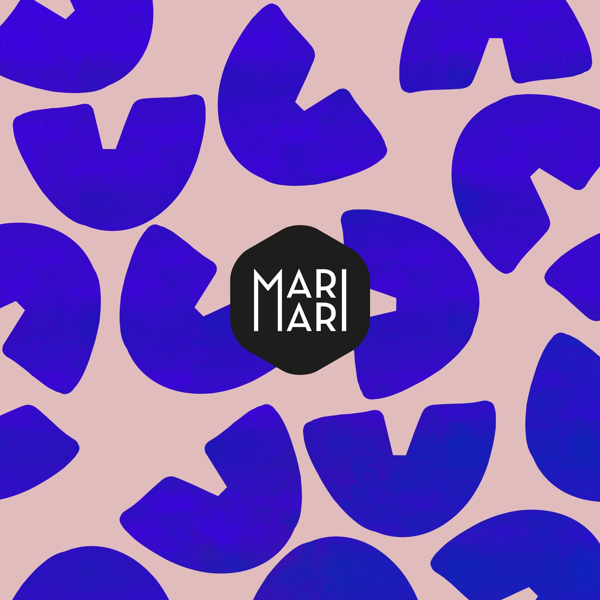 New Pattern💙
#studio_marimari #printstudio #textilestudio #textiles #fashionprint #pattern #textileprint #patterndesign #trend #colour #surfacepattern #printdesign #printtrends #fashiondesign #fashiontrends