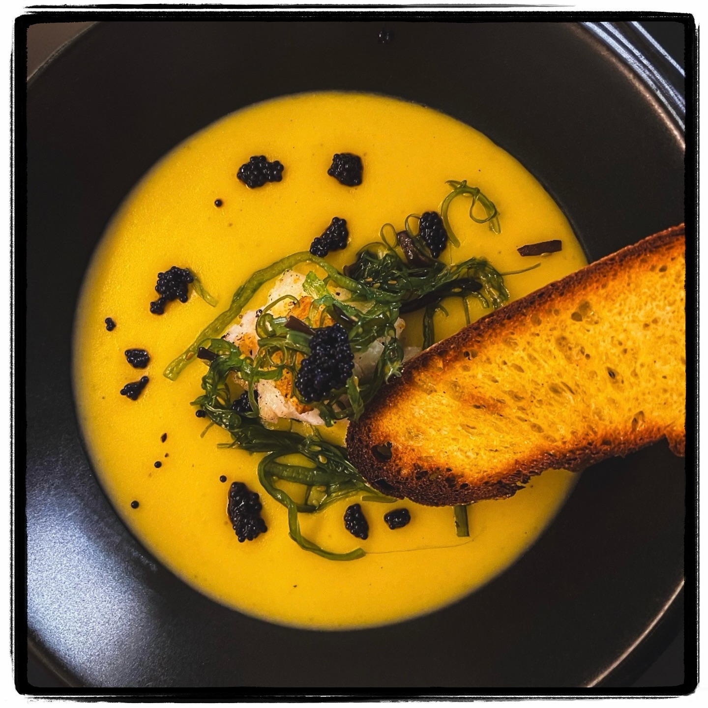 Sea Ina Bowl. Our starter from Experience #5 was this saffron potato velouté served with pan fried #cod #seaweed salad and #caviar. We paired this #sauvgnonblanc from @matuawine with vibrant passion fruit, hints of grapefruit and lime.