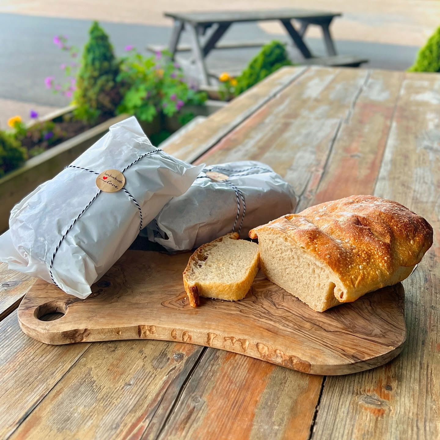 We have found a fantastic new Baker supplying us with Sourdough and Pumpkin Seed Bread, Potato Bread and Scrummy Doughnuts. All made fresh, local whilst using local ingredients.
.
Monday - Saturday: 9am - 5pm
Sunday: 10am - 2pm
.
www.hennesseylifestyle.co.uk
.
01284 386015
.
#supportlocal #coffeeshop #coffee #butterworth #tea #coffee #suffolkbutcher #butchers #butchery
#beef #lamb #chicken #pork #freerange #steak
#highwelfare #wine #finefoods #farmshop #wine
#gifts #shoplocal #bbq #summer #spring
#holidays
