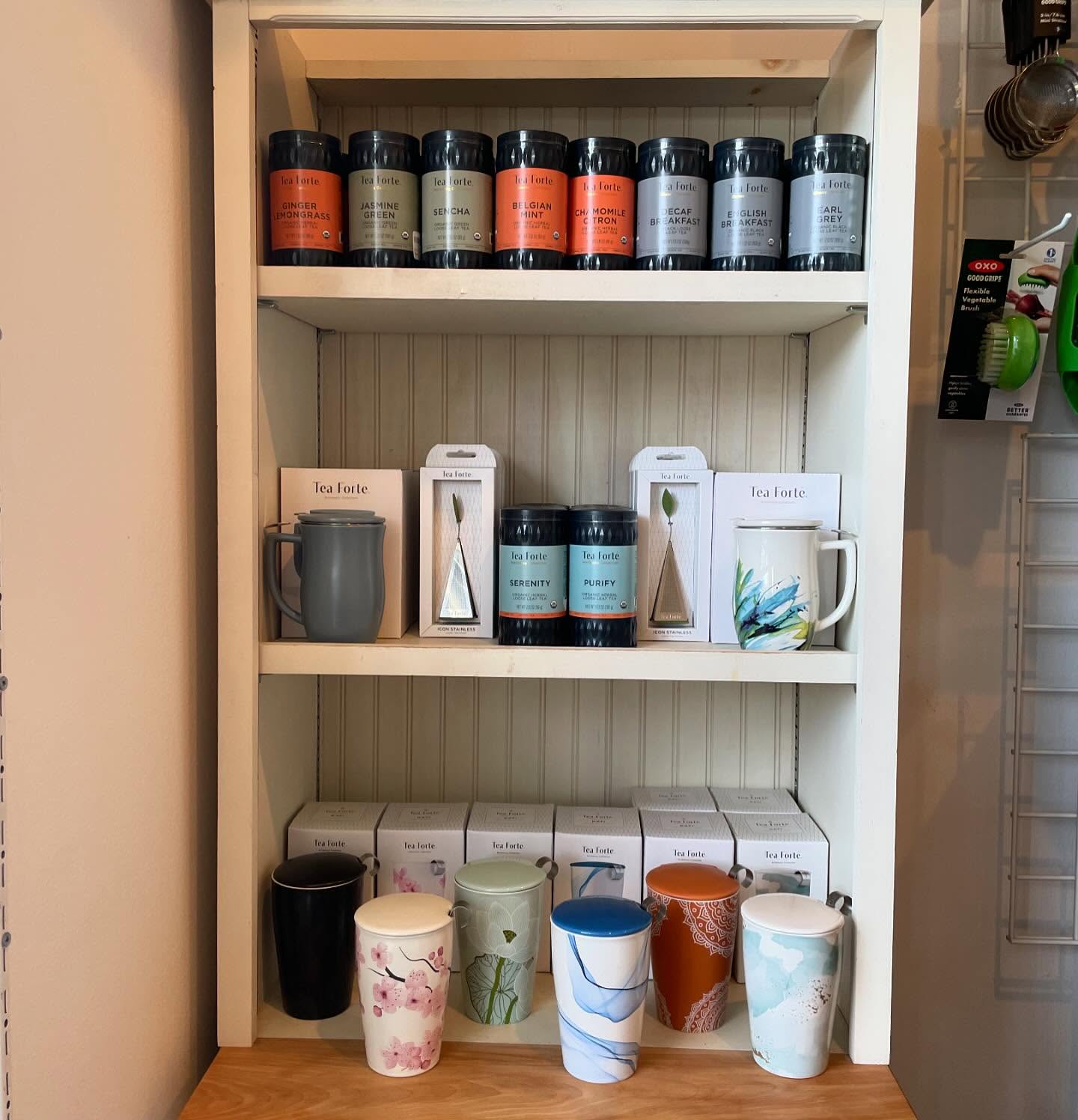 Tea Forte re-stock. Extraordinary teas meet unparalleled presentation for an exceptional experience that could only be Tea Forté. Handcrafted luxury tea blends, design-driven accessories and exquisite packaging come together for an experience worth savoring every day. #shopmendonoma #gualalaca #searanchcalifornia #shopsmall #shopsmallbusiness #TheKoastalKitchenShop #YourKreativeKitchenShop #KoastalKitchenGualala #GourmetGoodies #gourmet #budgetgourmet #foodie #GualalaFoodies #SeaRanchFoodies