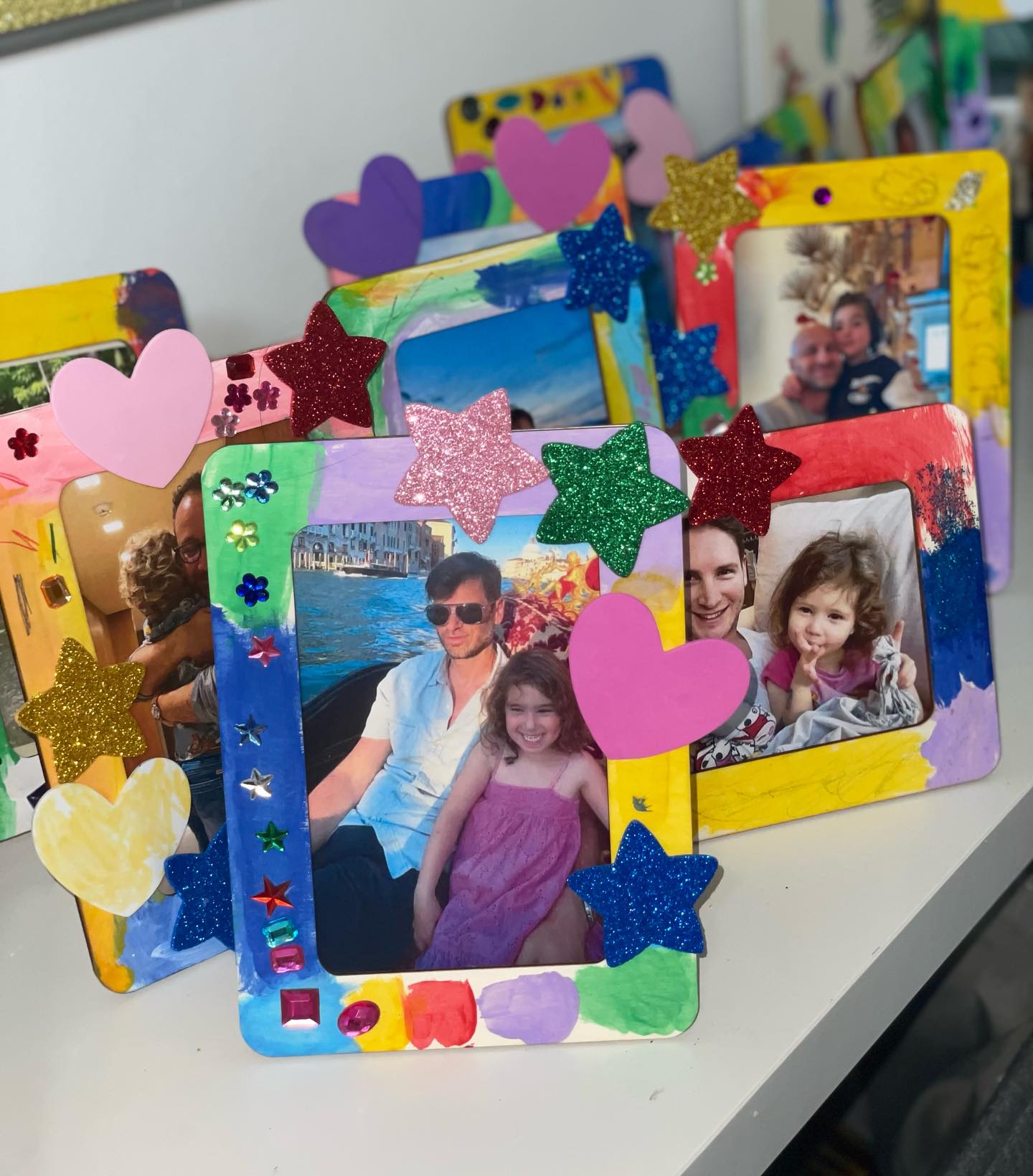 We had an incredible Father’s Day celebration at @lapetitenurserylondon! 🎉
The day was filled with joyful songs, delicious challah and kiddish as dads joined us for our traditional Kabbalah Shabbat ! ✡️
The highlight of the day was when the children presented their dads with a little surprise gift, made with so much love and care. 🎁
Being together truly captured the essence of Father’s Day – celebrating the special bond between fathers and their children. ❤️
Thank you to all the amazing dads who came to celebrate with us. Your presence made the day extra special for everyone! 🦄
#fathersday #nurserylife #specialmoments #shabbatcelebration #FamilyTime #DadsAndKids #CreatingMemories #HeartfeltGifts #CommunitySpirit #lapetitenurserylondon #education #london #learningthoughplay ##eyfs #relationshipisakey #childcare #community #jewishcommunity #jewisheducation #londonwithkids #eyfsteacher #eyfsideas #nursery #londonnursery #meidavale