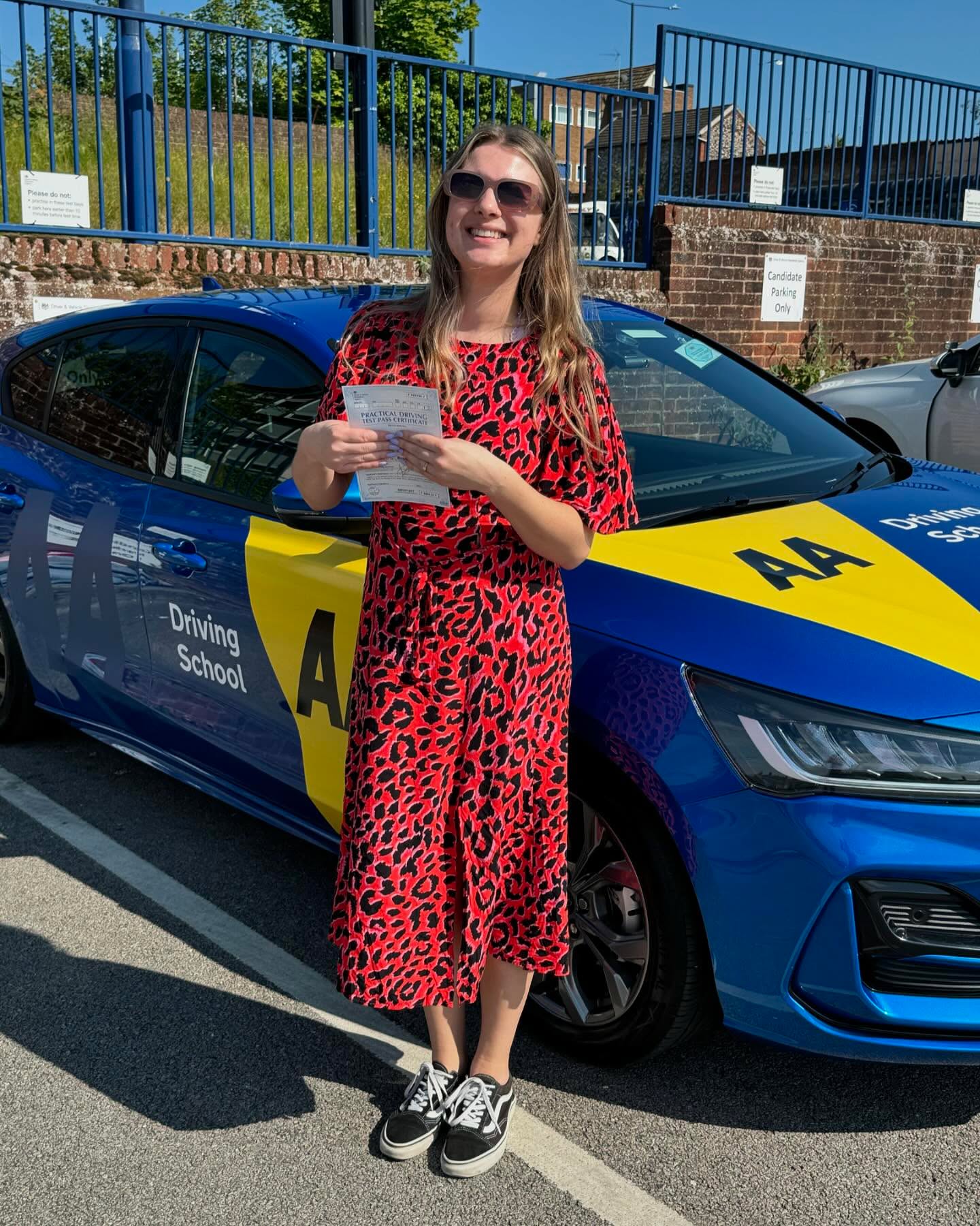 Someone looks happy 😊 Very pleasing result for this young lady at Bury St Edmunds DTC this afternoon 24/6/24. You did it Lucy on quite a challenging route at a busy time on strange roads.
Our lessons were always a pleasure and I wish you all the very best for the future.
Stay safe on those roads