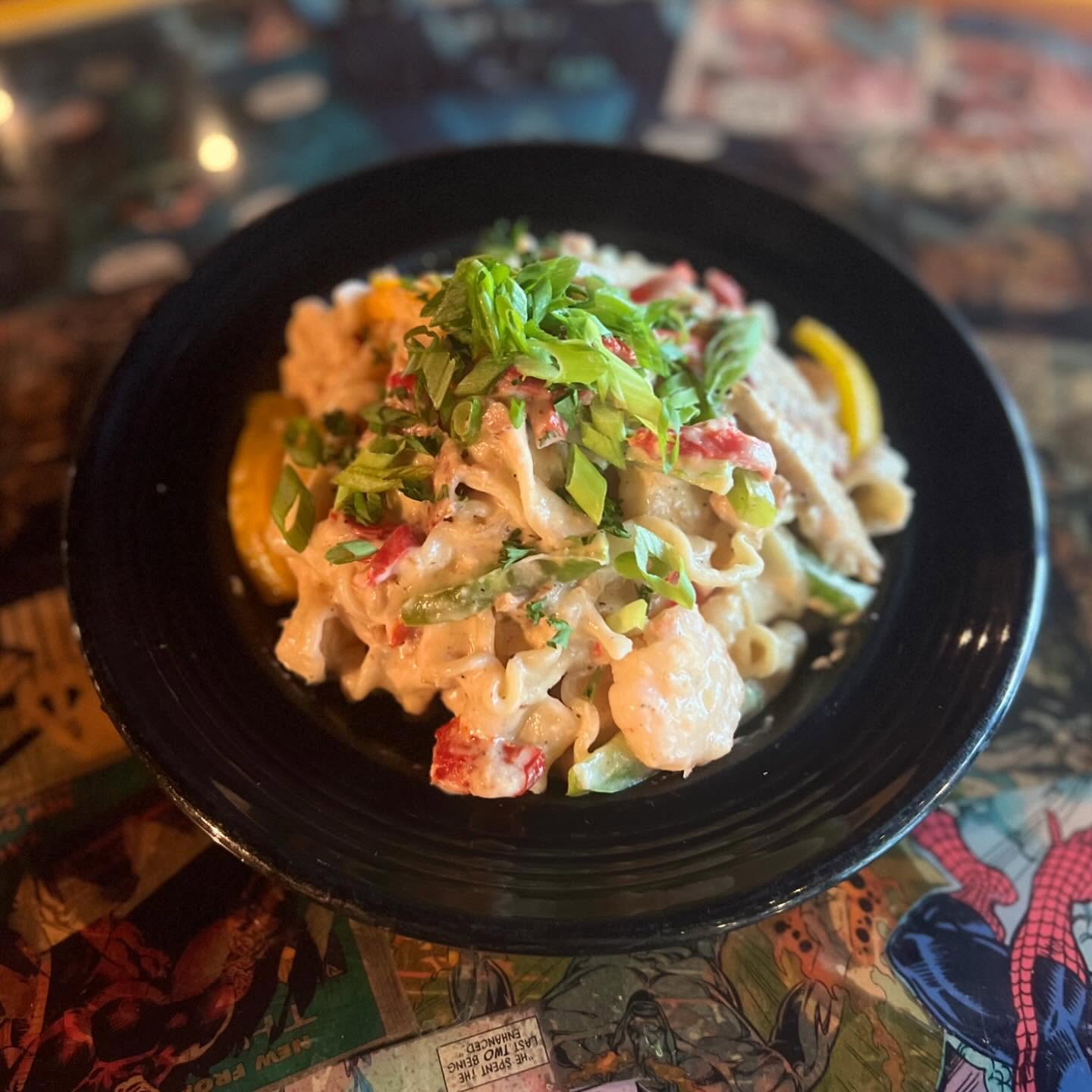 🚨🚨NEW SPECIAL ALRET!🚨🚨 This one’s for all the people who say “I wish I could add everything.” THE JAZZ-LAND” comes with Gulf shrimp, organic chicken and Italian sausage with sweet bell peppers, caramelized onions and sun dried tomatoes over thick pappardelle noodles! #comeandgetit #freshpasta