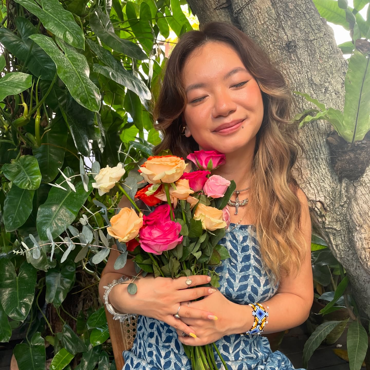 ๐น Feast Day of Mary Magdalene โ๏ธ Leo Season ๐ฆ22.7
The Rose lineage remembers. The physical embodiment of roses root deep in Gaia, holding frequencies, scent, beauty that awakens memories beyond this realm. We remember the Sophia Christ. We Are the Christed One.
๐นโ๏ธ๐โจ๐โ๏ธ๐น
A big reset is happening.
A paradigm shift: the divine feminine & masculine, yin and yang, the Mother and Father in harmonious union. Together as One they rise in our awareness, inviting us to close out what isnโt our heartโs truth, our soulโs truth. What is no longer true must be let go.
It is a choice that, as sovereign beings, we get to make everyday. Do we choose harmony and unity within ourselves, or separation?
The sovereign choice is yours. Step into your power.
#marymagdalene #sophiachrist #akashicrecords #divineunion #