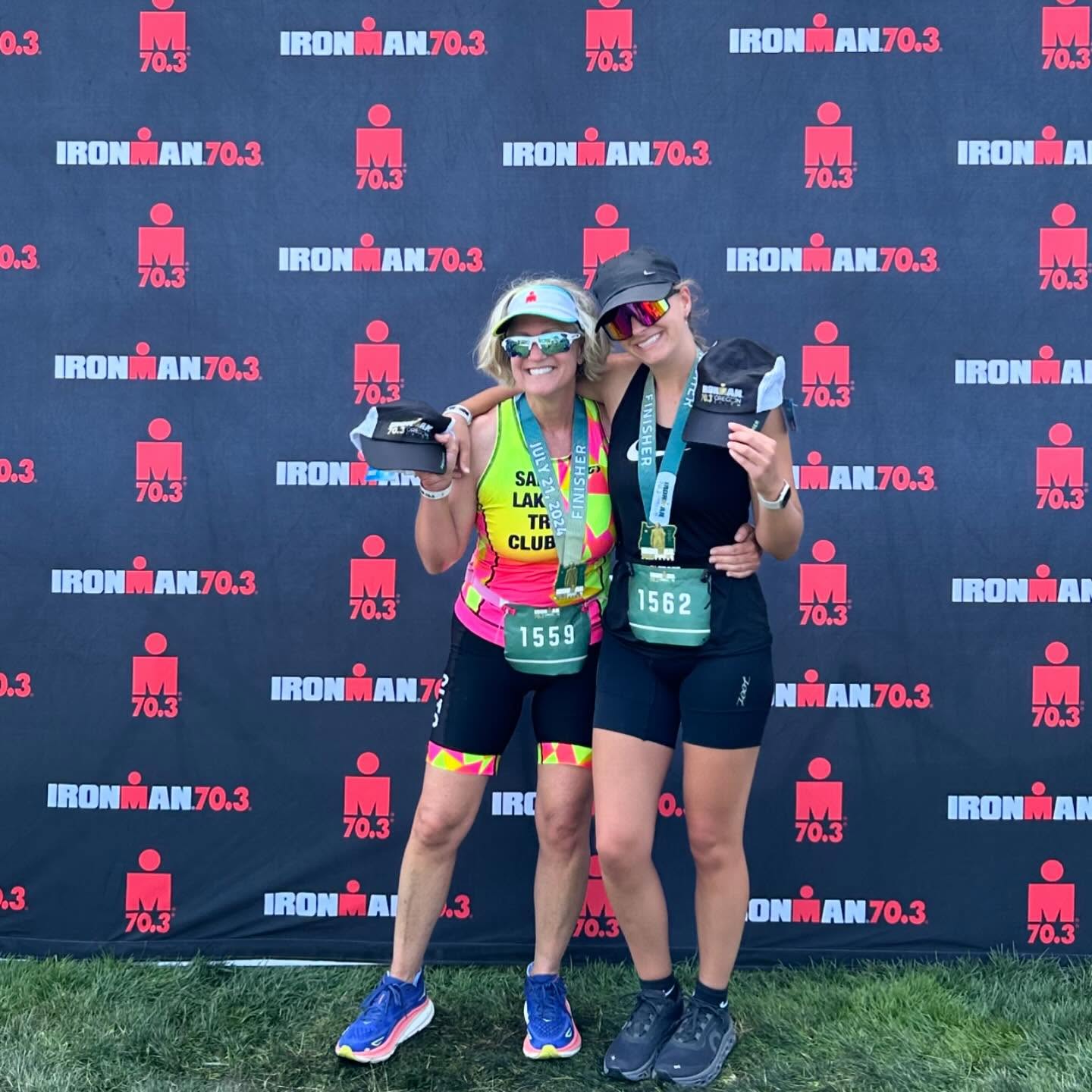 A family that plays together stays together! Congrats to @janelleutah and her amazing family on racing in the Salem Oregon half Ironman this weekend! We love so much that you all did this together! Parents… your kids are watching what you do! A healthy active life is such a great thing to implement in your home!
#nutrtioncoach #athletenutrition #triathlontraining