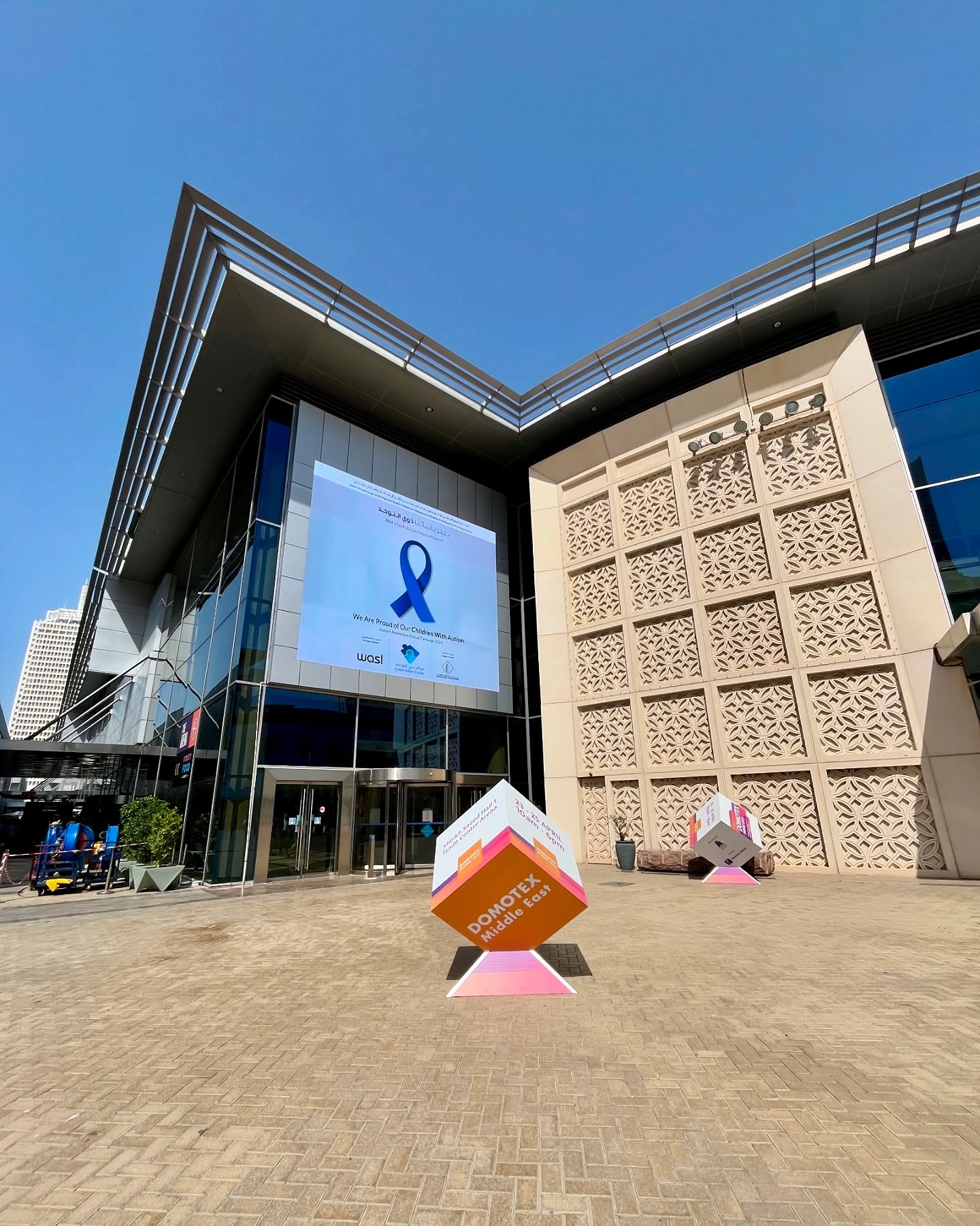 Thrilled to have had the opportunity to witness such a great collection of carpets & this amazing event @domotexmiddleeast #latepost
.
.
.
.
#interiordesign #dubaidomotex #domotex #domotex2024 #dubaiinteriordesigners #decor #decoration #homedecor #dubaiinteriors #dubairealestateagents #modartrugs #dubaiinstagram
#domotexhannover2024