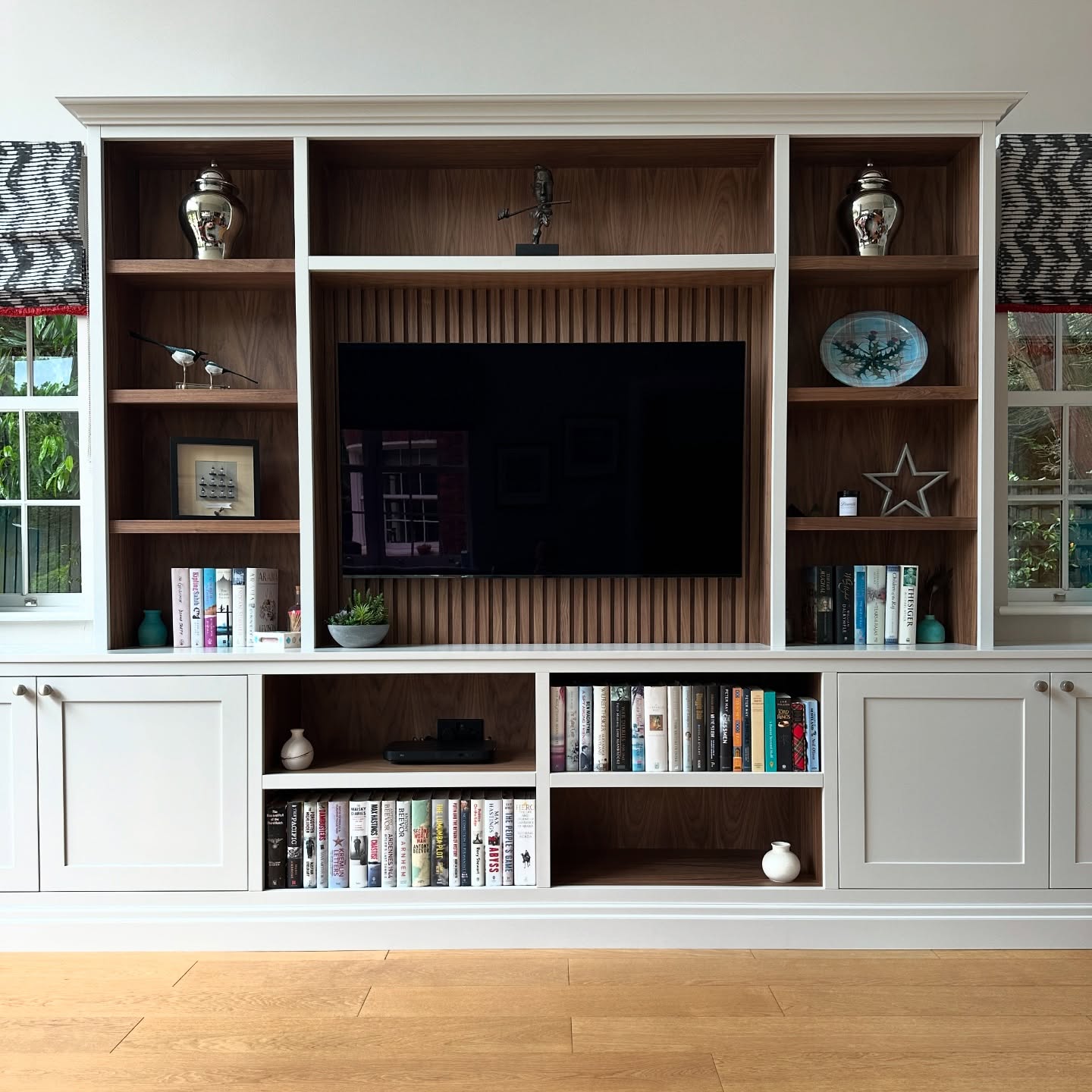 We recently completed the installation of a bespoke media unit, featuring Shaker-style lower cabinetry and American walnut interior with a slated walnut TV backdrop. The exterior is spray-finished in Farrow & Ball’s Dimpse.
Our design process carefully considered the room’s dimensions and window placements to ensure the unit fits seamlessly into the space. We collaborated closely with the client to create a design that best suits their needs and aesthetic preferences.
.
.
.
.
.
.
#project #projectmanagement #newwardrobe #wardrobedesign #handmadewardrobe #interiorstyling #handmade #carpenter #carpentry #joiner #joinery #workshop #woodworking #woodwork #bespoke #madetomeasure #specalist #furniture #furnituredesign #shaker #alcoveunits #media #mediaunit #design #decor #interiordesignideas #interiordesign #hampshire #dowels