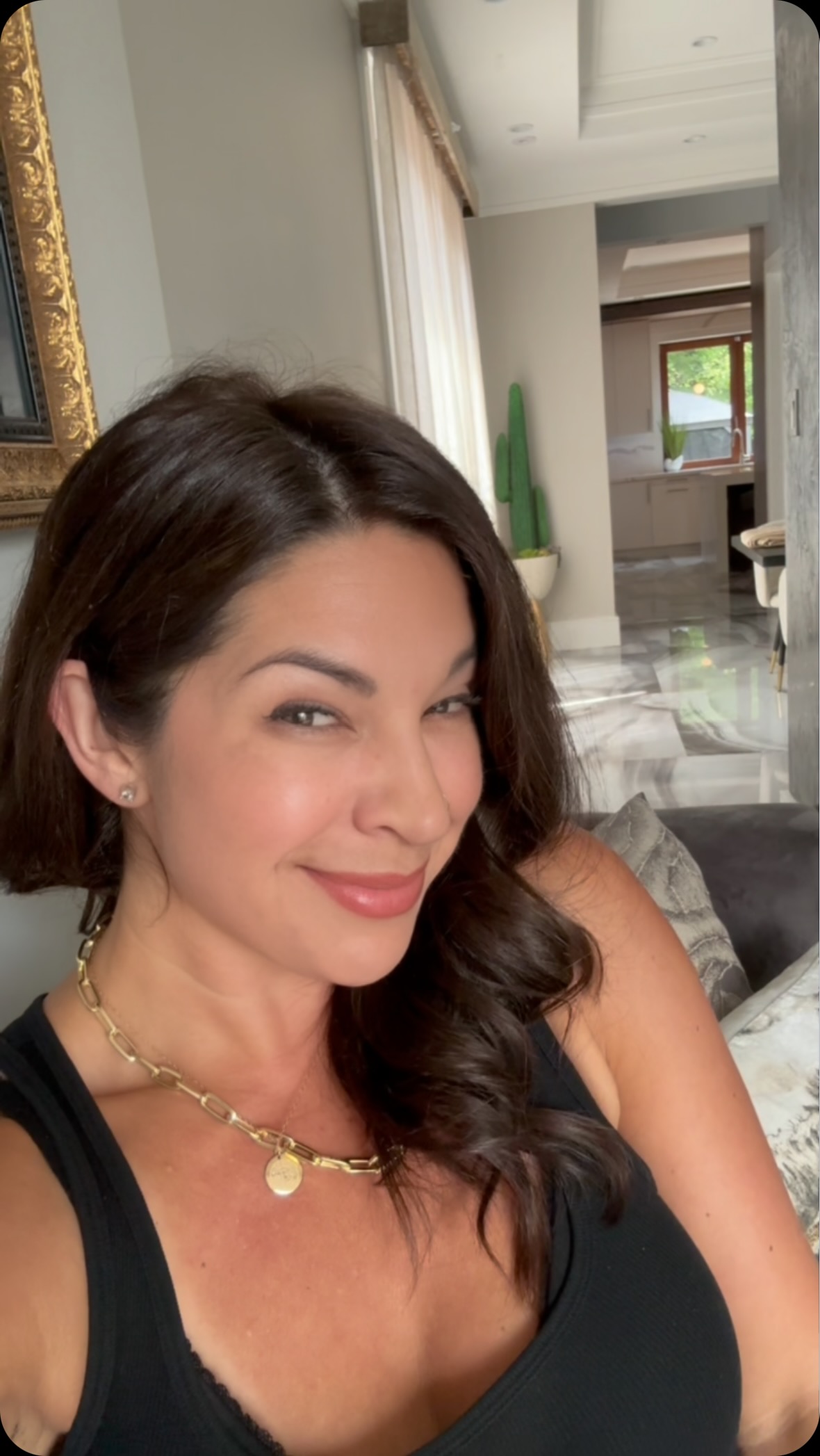 When you have no idea where you’re staying for a wedding event because your honey took care of all the details (along with his bestie!) and you show up to this! Pretty sweet! It’ll do for two days. 🥰
#hugehouse #luxuryairbnb #twostoreycloset #tenofus #destinationwedding #letscelebrate #TO