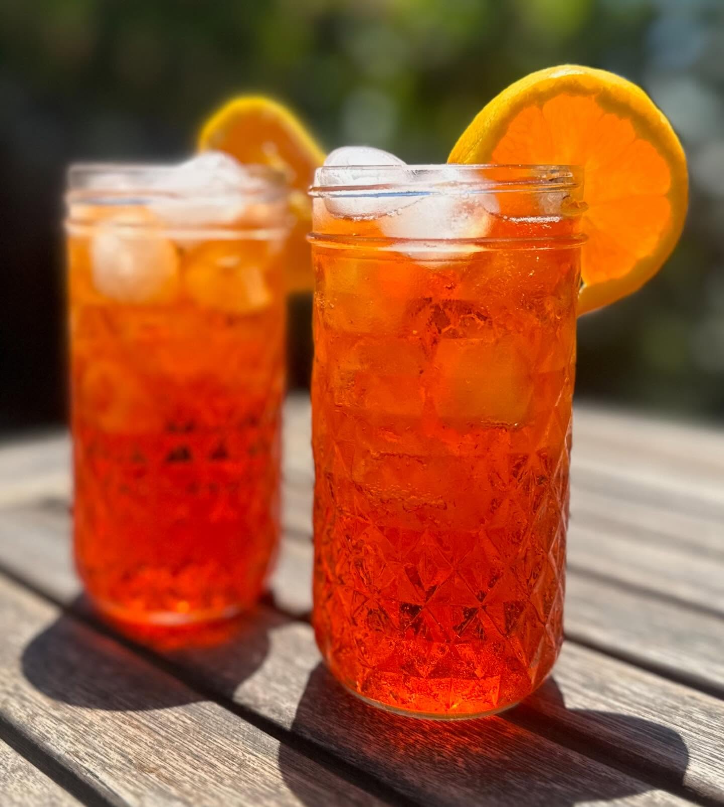 Savor the last days of summer with a refreshing Aperol Spritz and a delightful pastry at Bijou.
#bijoubakery #cayucosbakery #cayucosca #805living #slocounty #805foodie #centralcoastcabakery #supportlocal #bakerylove #cayucosbeachtown