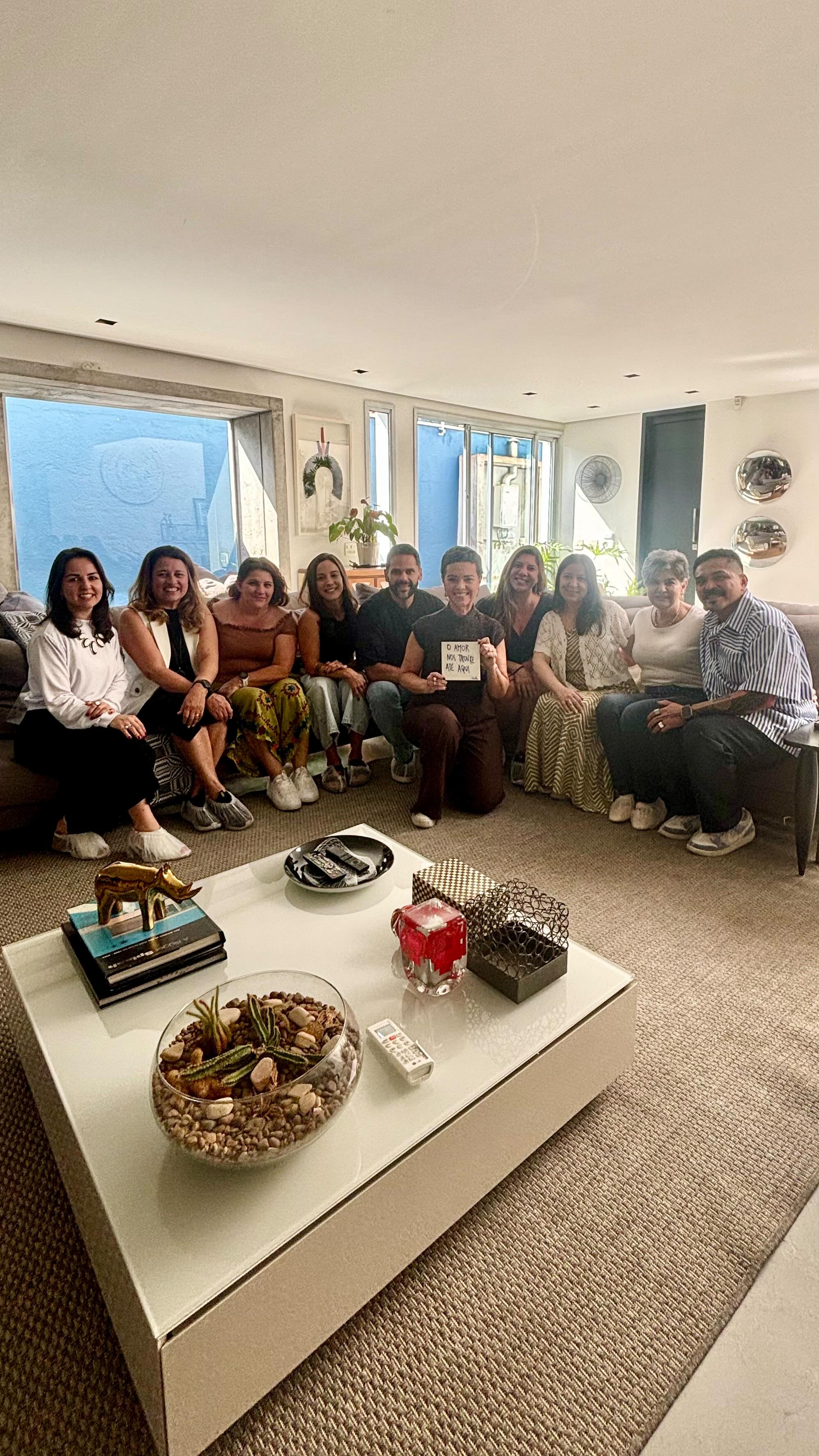 Nosso encontro presencial da Formação de Personal Organizer dA Casa com vida com Ivana Portella em São Paulo foi cheio de afeto, aprendizado e trocas, exatamente como deve ser!
Obrigada aos meus parceiros e amigos
@ordeneoficial com seu produtos incríveis e confiança
@mandyhome.brasil por sua delicadeza
@esseandreluiz pela dedicação
@organizandu pela presença
@patriciamuller pelo carinho
Mas nada disso aconteceria se todas e todos vocês confiassem e investissem nessa escola e nessa profissão.
Até breve!!