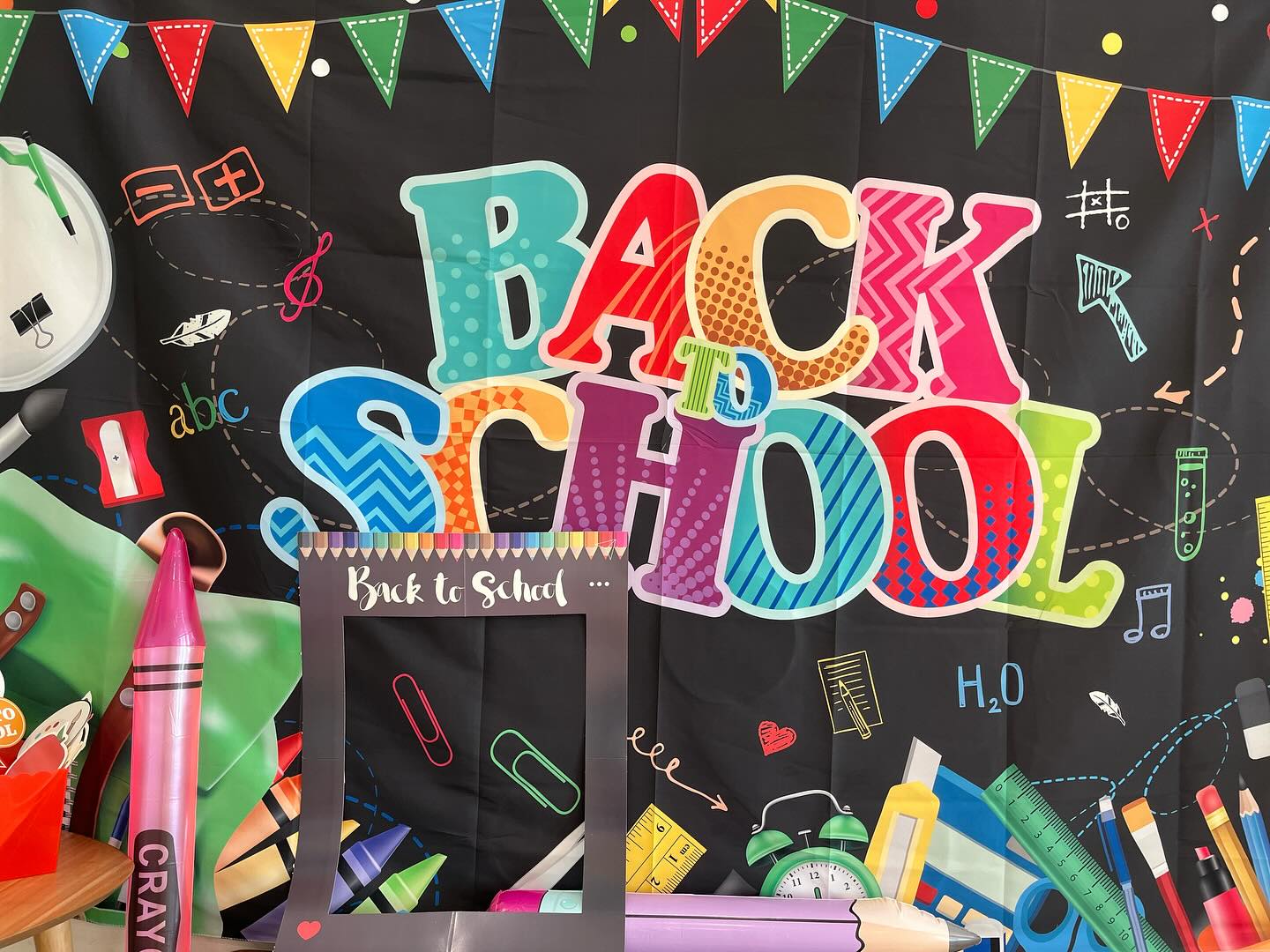 Back to school photo props! Tag us! ๐ธ ๐ฐ