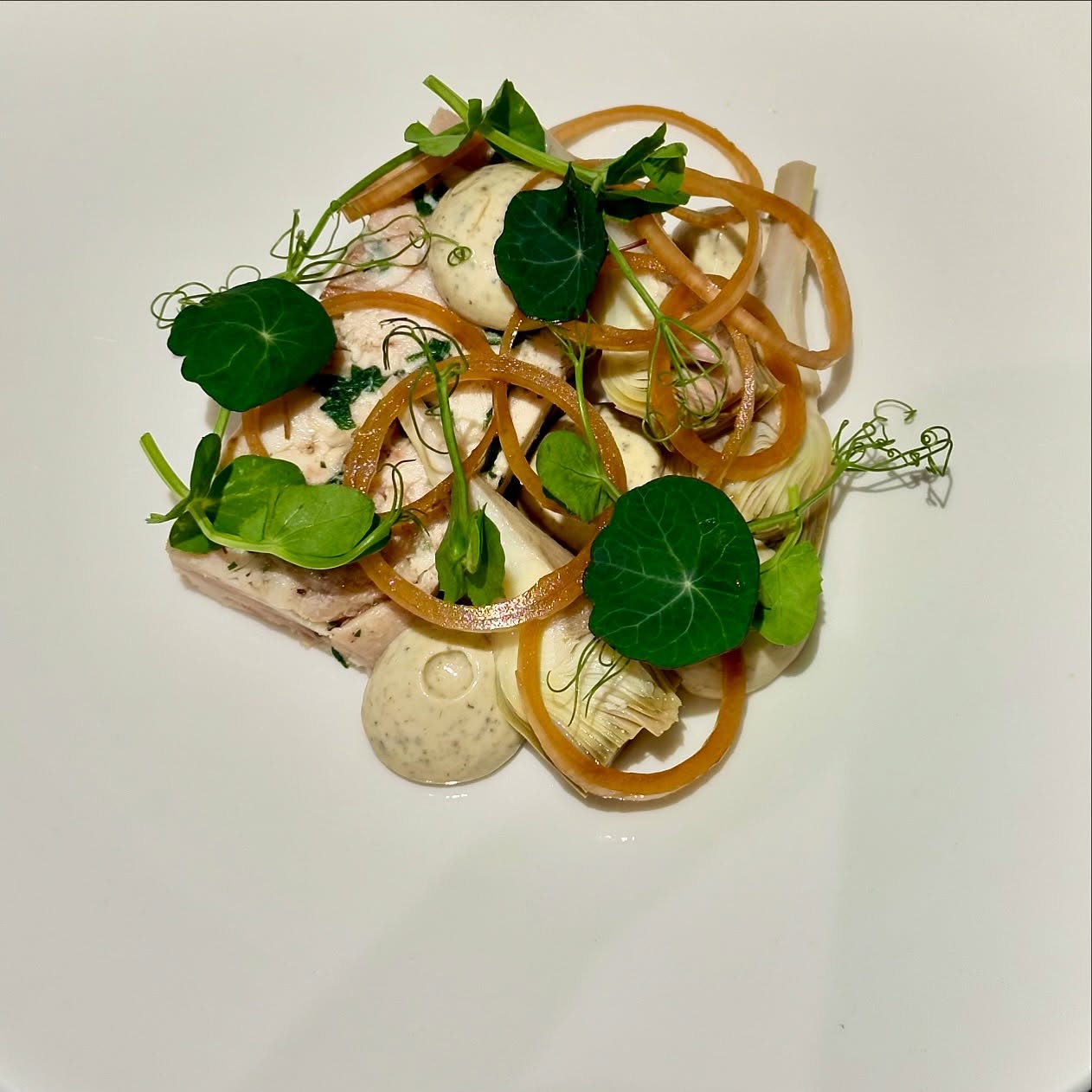 Chicken Terrine
beer pickled shallots, truffle & artichoke barigoule
#pearandolive #restaurant #summer #menu #chef #food #smallbusiness #village #hildersham #cambridge