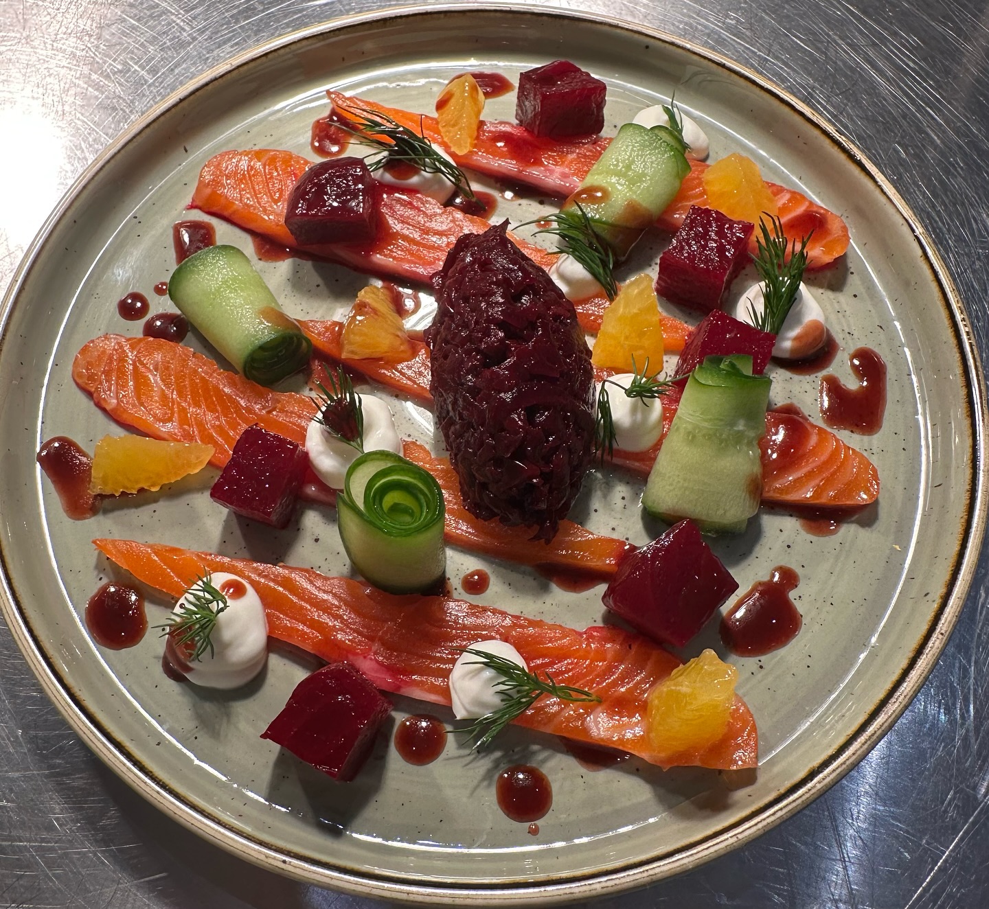 Cured Trout & Beetroot
#pearandolive #summer #menu #august #smallbusiness #restaurant #village #hildersham #cambridge #food #chef #trout #beetroot