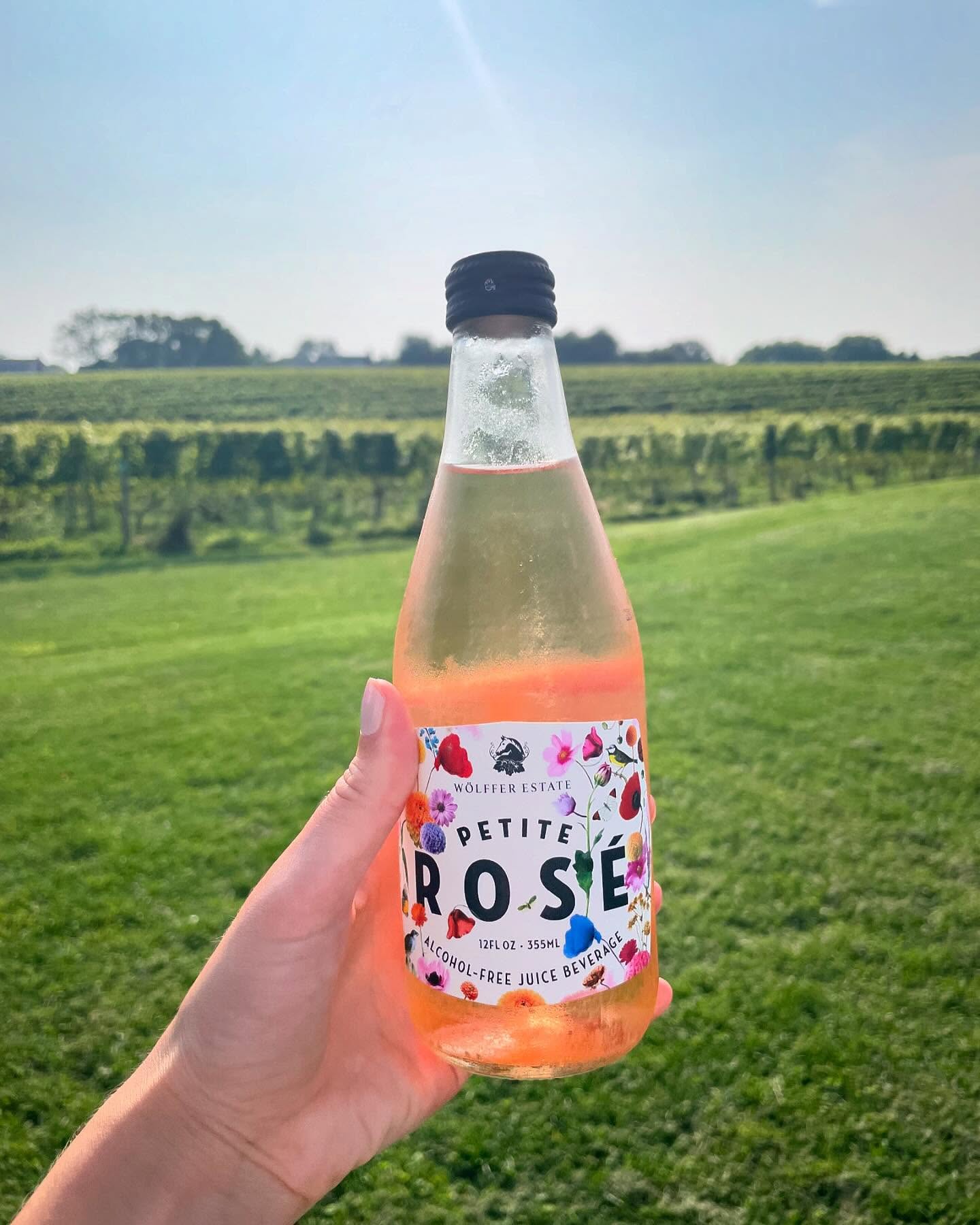 Even though I do not drink alcohol, I absolutely love vineyards because they are so beautiful. I recently had the pleasure of visiting @wolfferwine on Long Island, and it was the first time I have ever seen a non-alcoholic wine offered at the vineyard! For any of my friends who do not drink or would like a non-alcoholic option every once in a while, I highly recommend this n/a rose!
#myhealthfullife #RD #RDN #RegisteredDietitian #health #healthy #healthyfood #healthylifestyle #food #foodie #nutrition #eatclean #foodblogger #lifestyleblogger #blogger #blog #foodinspiration #healthinspiration #vineyard #longisland #mocktails #nonalcoholicwine