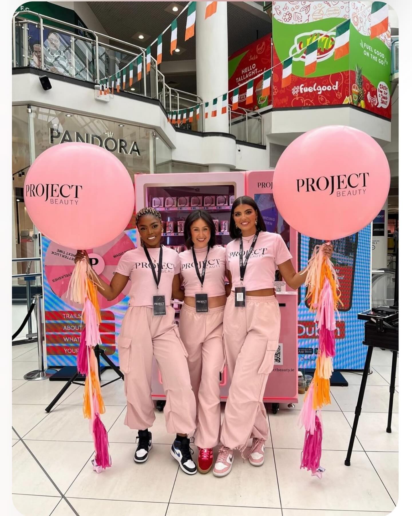 @bespokeballoons.ie for @projectbeautyireland