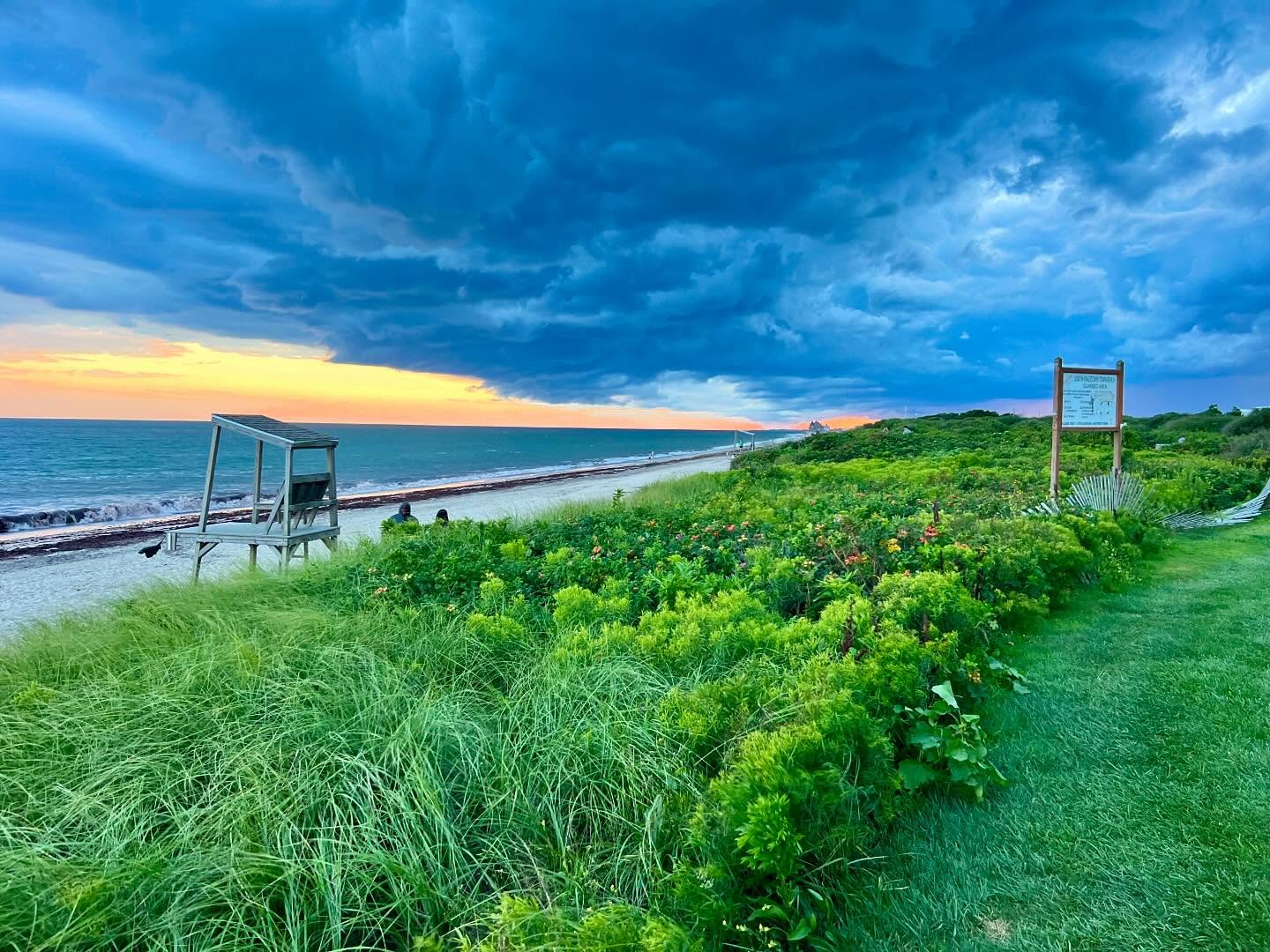 Summer is not over yet, get your summer beach getaway in while you still can!
Remaining availability listed on website under “Book Now”
.
.
.
#matunuck #beach #rhodeisland #southcountyri #sktownbeach #vacation #summer