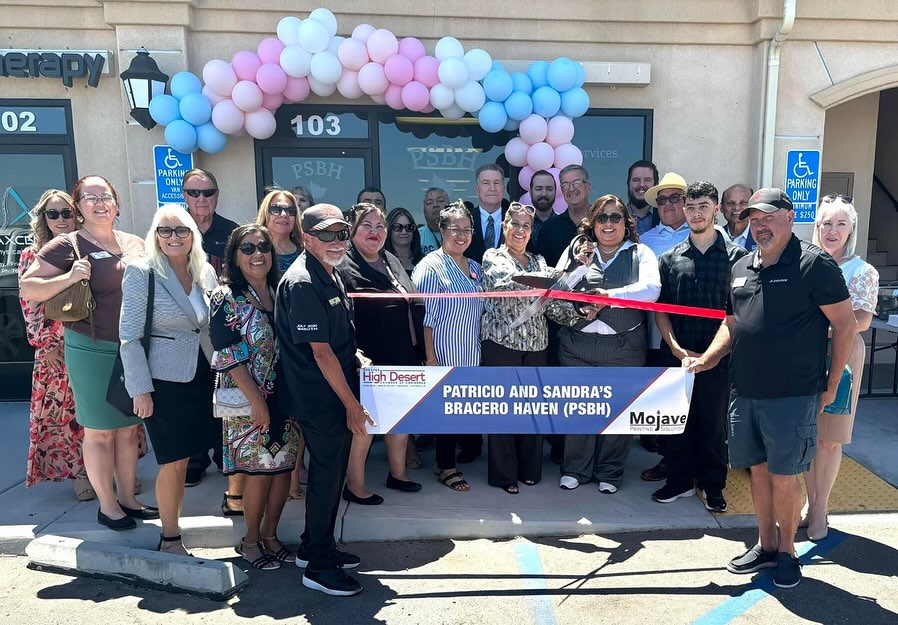 Here are some photos from our grand opening🥳 Thank you to everyone who came to support us🤍🕊️
___________________________________________
Aquí algunas fotos de nuestra gran inauguración Gracias a todos los que vinieron a apoyarnos🤍🕊️
#psbh #PSBH #patriciosandrabracerohaven #victorville #victorvillecalifornia #highdesert #highdesertseniorcitizens #victorvilleseniorcitizenclub #victorvilleseniorcitizens #seniorcitizens #homecare #alzheimersassociation #applevalley #applevalleycalifornia #adalanto #adalantoca #adalantoseniorcitizens #phelan #phelancalifornia