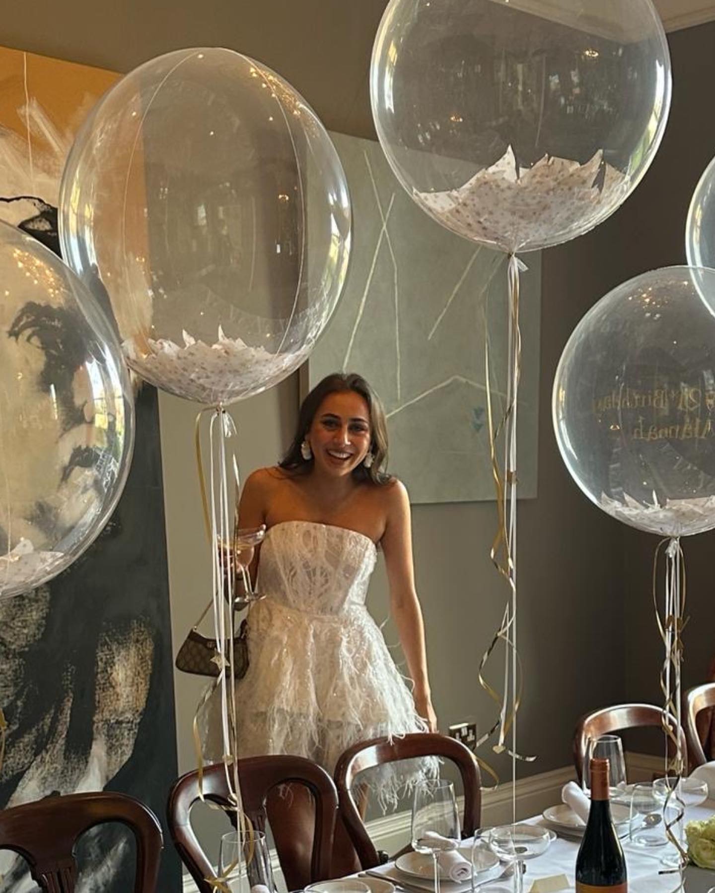 Birthdays are better with @bespokeballoons.ie 🎈