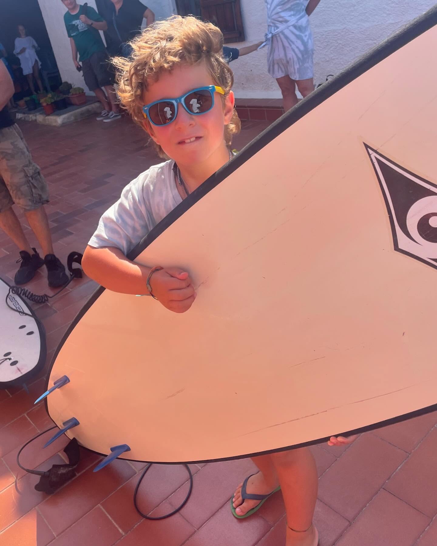 Small surfers on the rise! #surfing #nurra @andrea.mariotti #sardinianwindwaveclub