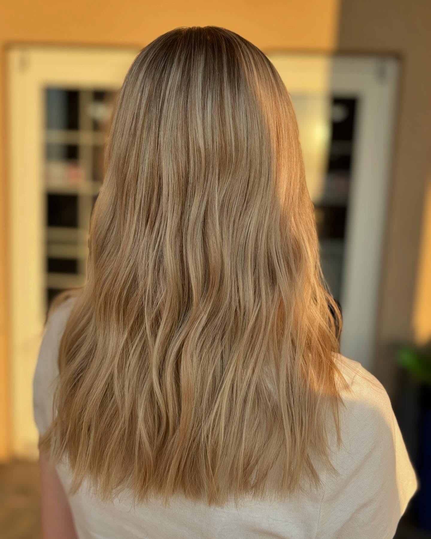 Peyton is accepting new clients! Call (972) 937-6401 to schedule an appointment! $10 off women’s cuts and $15 off any blonding service! Must mention promotion when booking! @beautyxelyse
8/23• 9am
8/28• 9am-5pm
8/29• 12pm
8/30• 1pm
8/31• 9am, 12pm