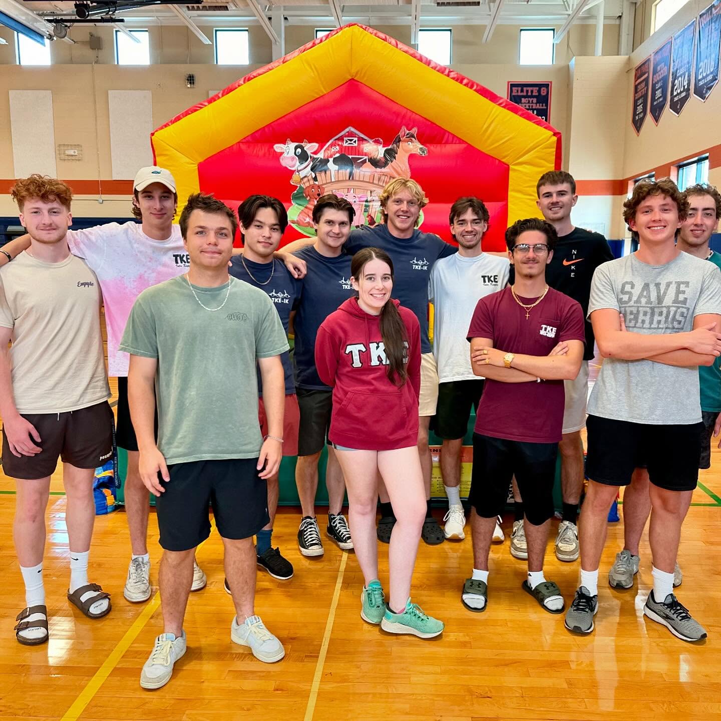 The @potsdamcsd Back to School Fair was fantastic today! These young people from @tke_clarkson messaged me yesterday saying they were coming back into town for classes this weekend and offered to run over and help this morning 🙌 they really saved us time and energy and we are so happy they’re back ☺️
#college #fraternity #tke #clarkson #volunteer #donate #snackpack #backpack #backtoschool #schoolsupplies