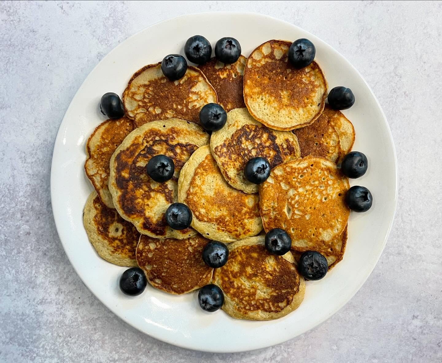 ✨New Recipe on the Blog!✨
Mornings just got a whole lot better with these homemade, healthy pancakes! Made with only 5 simple ingredients, these pancakes are all about nourishing your body without sacrificing flavor. We’re swapping out refined sugar for ripe bananas, adding a touch of natural sweetness, and using hearty oats to keep you full and energized.
Whether you’re enjoying a slow weekend brunch or need a quick, nutritious start to your day, these pancakes are the perfect go-to. Because who says you can’t have indulgence and health in the same bite?
Click the link in my bio for the recipe! 🥞
#myhealthfullife #RD #RDN #RegisteredDietitian #health #healthy #healthyfood #healthylifestyle #food #foodie #nutrition #eatclean #foodblogger #lifestyleblogger #blogger #blog #foodinspiration #healthinspiration #recipe #healthybreakfast #healthybreakfastideas #pancakes #HealthyEats #PancakeLover #WholesomeBreakfast #CleanEating #SimpleIngredients #MorningRituals #NourishYourBody #FoodieFuel