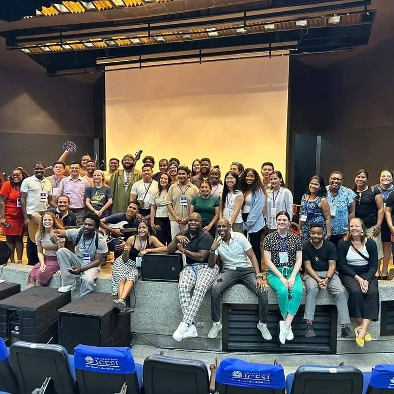 Gracias a la Embajada de Estados Unidos en Colombia por invitar a la fundación Youth Colombian Leaders a compartir las experiencias del trabajo social en Colombia con los becarios de tan interesante programa. Estaremos trabajando por la seguridad alimentaria.