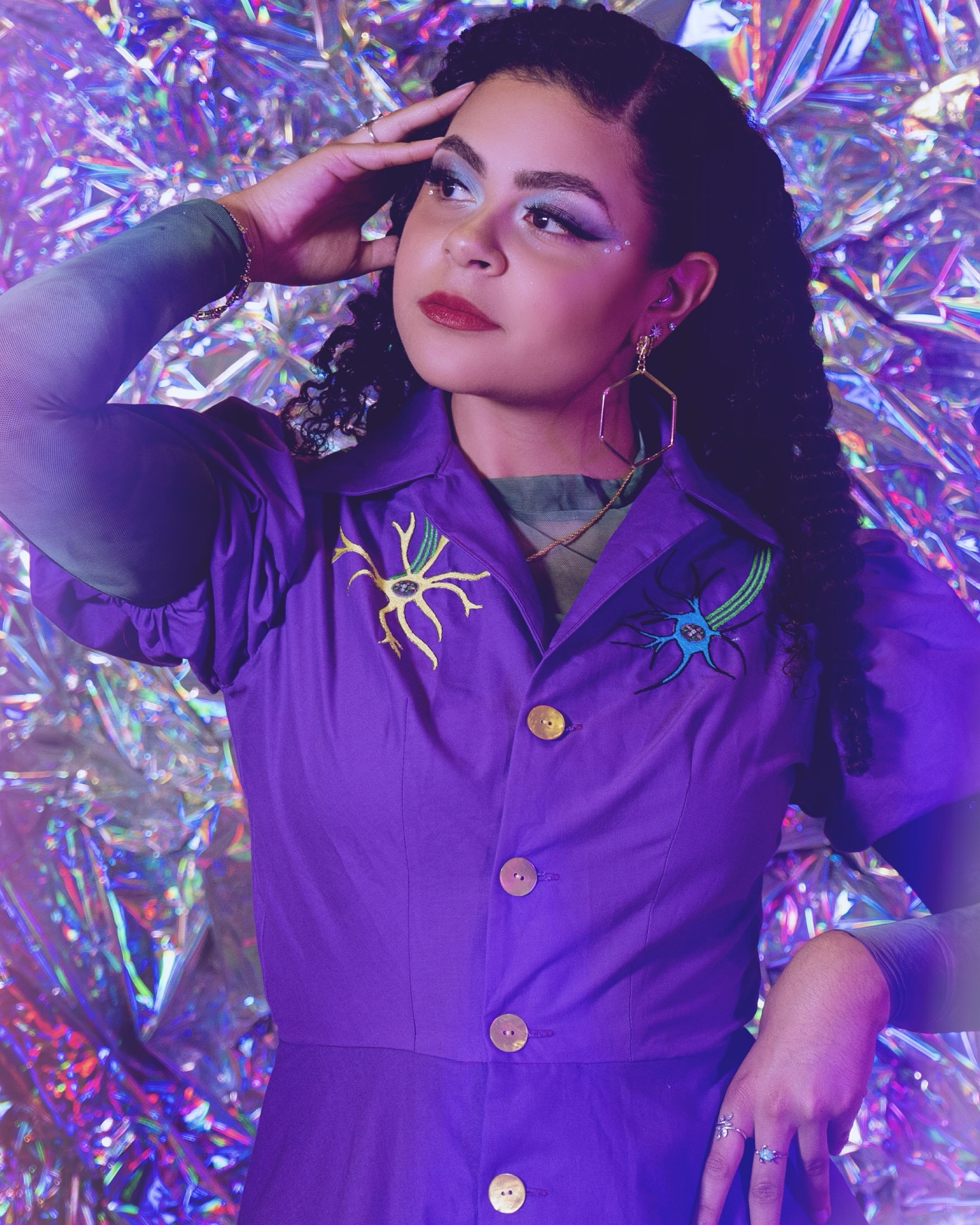 Had the pleasure of designing and creating this look for @neuro.cheme.queen at the STEM Fashion Show event.
The dress has several embroidered LED “flowers” in the shape of astrocytes, special star-shaped cells found in the brain. Which is what Sydney has been researching and working on. The stems of the flowers are embroidered using conductive thread and that’s what carries the power to each of the LED flowers.
For Sydney, I wanted the classic flirtiness of feminine beauty while incorporating her Neuro-Engineer work. I didn’t want to go the “strong woman” pant suit route. Because women in twirly dresses can also be intelligent engineers!! So we stayed very playful with the design. And seeing how much fun she had in it tells me we made the perfect choice.
Embroidery and Tech by: @rodneytrusty
Photos by: @cosmic__rosie
#womenINstem #engineerBarbie