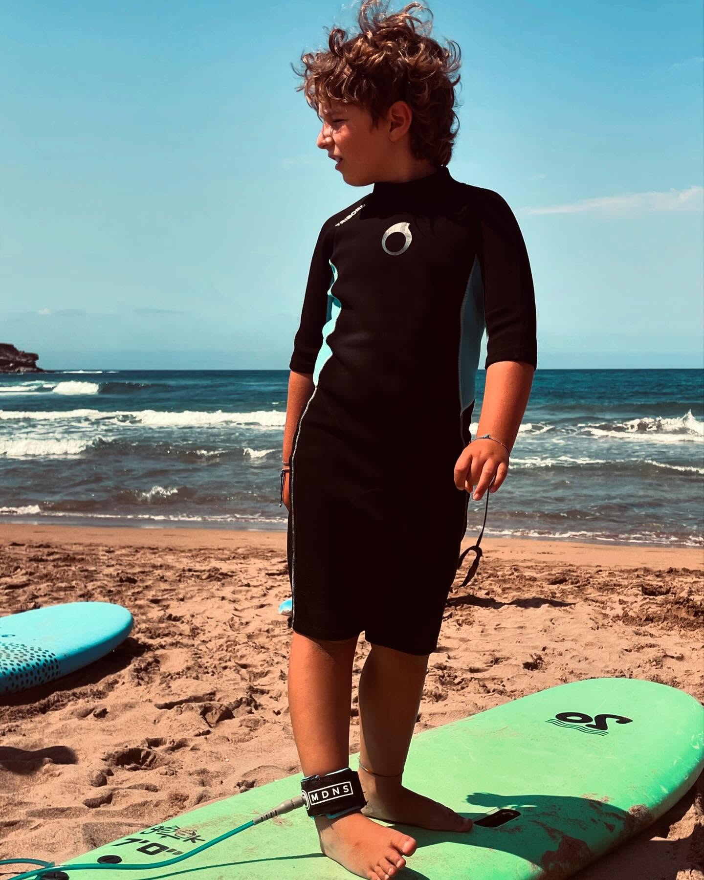 one more glorious day celebrating wind and waves with @bongasurfschool #surfing #nurra #sardegna