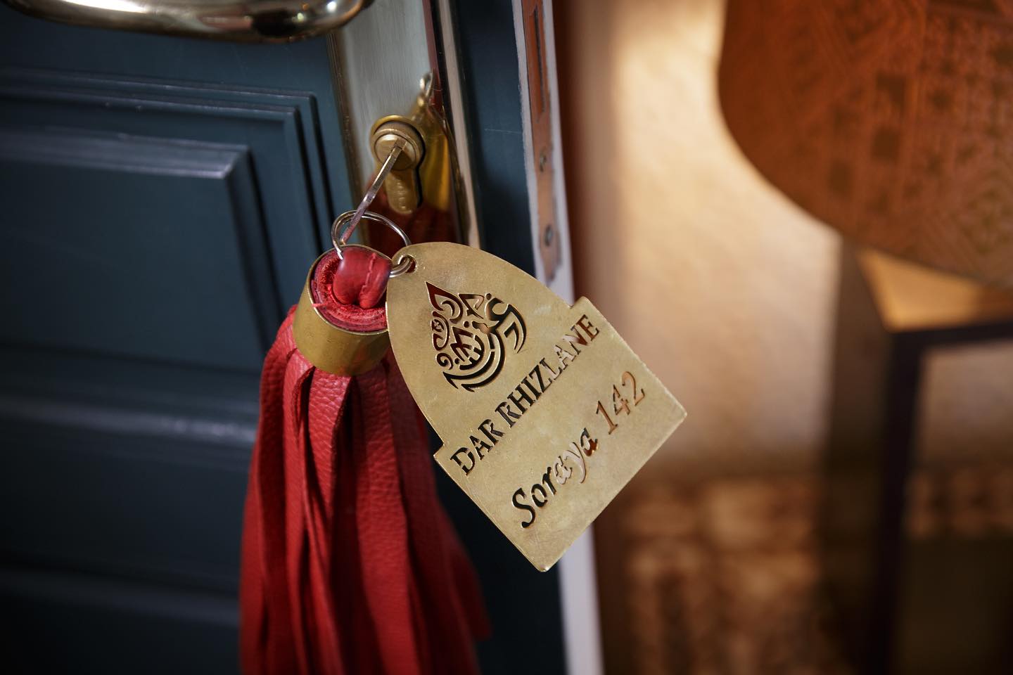 Découvrez Soraya, notre suite dotée d’une magnifique terrasse, le refuge parfait pour ceux qui cherchent le raffinement et la sérénité.
📍@dar.rhizlane demeur de prestige qui allie charme et confort, l’endroit où chaque moment devient un souvenir inoubliable.
#darrhizlane #marrakech #morocco #luxe