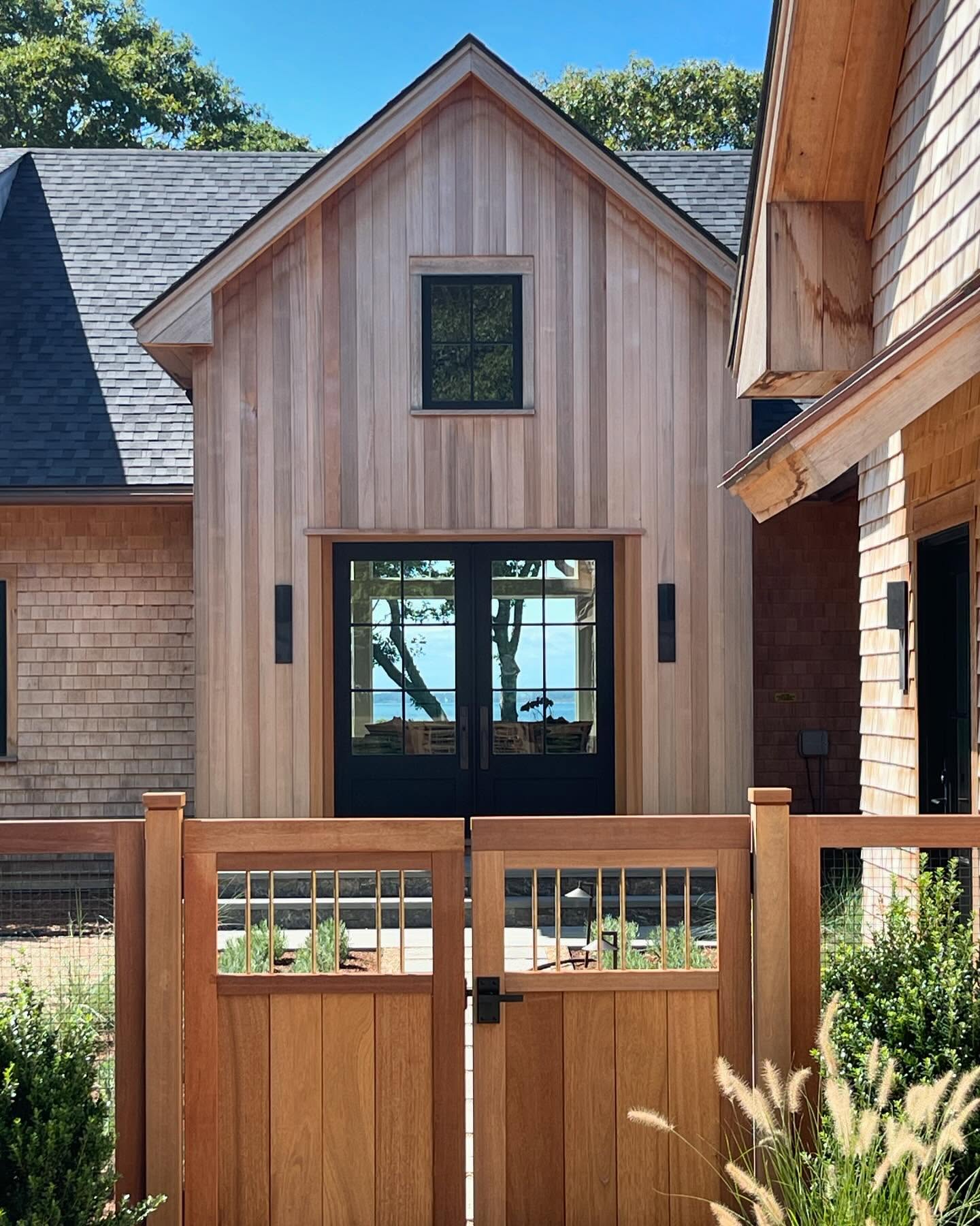 Well Hello Lovely! 😻
Sneak peak at our Lambert’s Cove Beach project. Wait until you see the inside!
#architecturaldesign #interiordesign #marthasvineyard #residentialdesign #customdesign #summerhome #newenglandhome #dwell #marvinwindows #shingle #vineyardstyle #housebeautiful Arcitectural design @lmtdesign Construction @kentvanhollebekeconstruction Front doors @simpsondoorco Exterior lights @visualcomfort