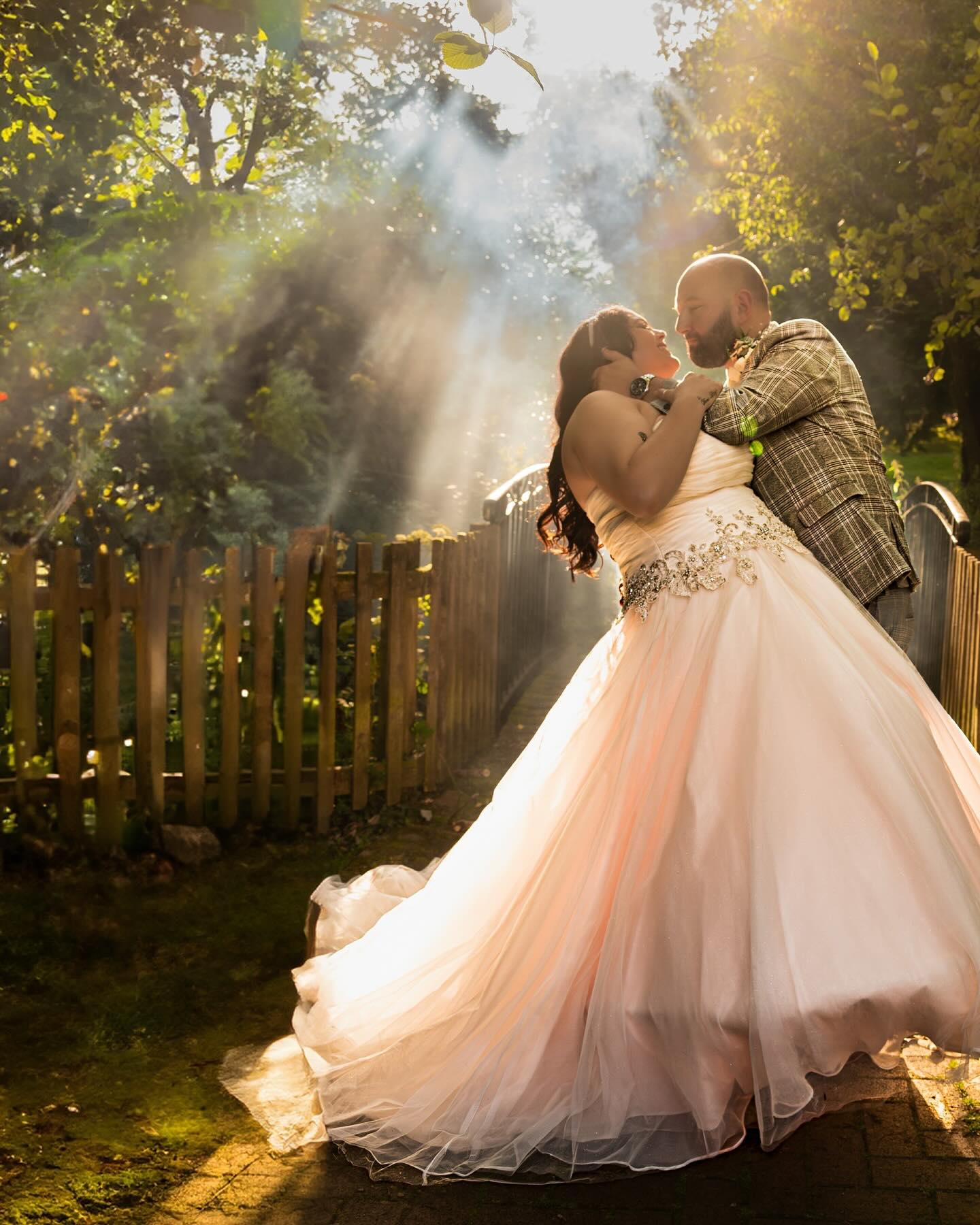 Beautiful day yesterday at Mr and Mrs Millard’s wedding.
Photography @mogwaimedia
Video @tremio_ap
Venue : @themetropolehotel
Dress : @wedding_belles_at_lauras
@kimmierob_ @tom.millard1984
#sunnywedding #wedding #kissthegirl # wedding photography #weddingphotography
#ido #welshwedding #welshweddings