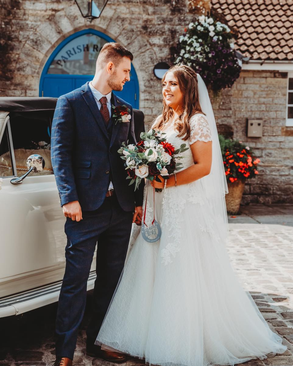 Happy 3rd Anniversary Mr & Mrs Brill ๐๐ฅ #weddingphotos #portrait #bride #pldphotography #nikonphotography #weddingphotography #weddingphotography #celebration #somerset #weddingphotographers #mrandmrs #groom #nikon #family #weddingphotographer #weddings #somerton
