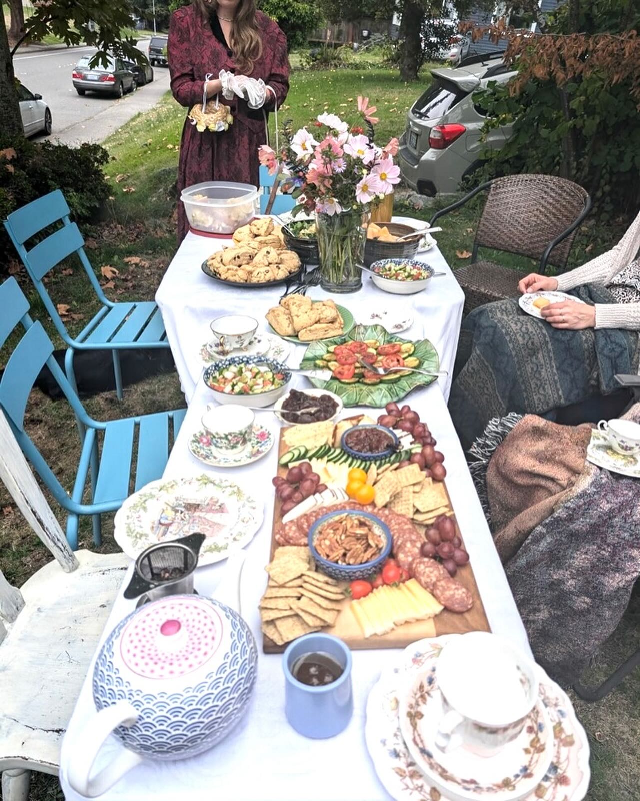 Thank you to @rettatah for the sweetest Labor Day Tea Party! First photo is the spread+me putting on my very important tea gloves. Swipe for Poe and his hat, he made a very stylish and ill behaved tea party guest.