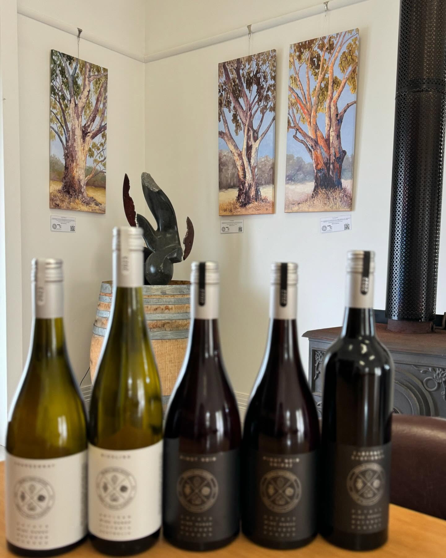 @sharon.pappas.artist GORGEOUS ART IS BACK!
Open Sat and Sun… 12pm to 5pm… #winetastings #winetastingsvictoria #lovewine #familyfriendly #familyrunwinery #ourvineyard #boutiquewinery #winerylovers #wine #australianwines
#macedonranges #winetasting #cellardoor #vintners #daylesfordmacedonlife #daylesfordmacedonranges #cellardoorvictoria #melbournecellardoor #victorianwine #victorianwinery #winerymacedonranges #woodend #kyneton #localproducers #cellardoorvictoria #explorevictoria #wineryvictoria #countryvictotia
#visitvictoria