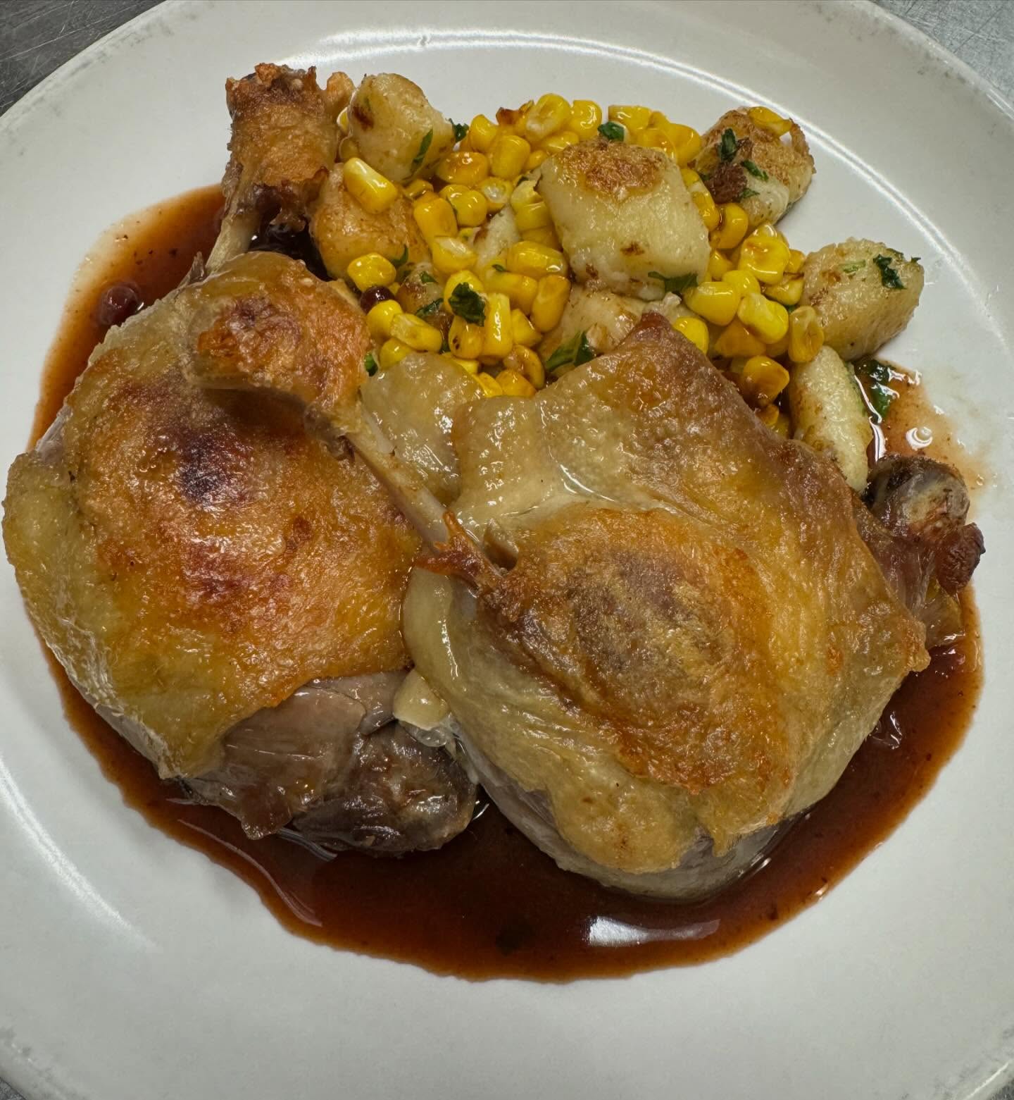 New Duck Confit with Crispy Potato Gnocchi and Lingonberry Natural Sauce @copperkettlecafe #copperkettlecafe #hartsdale #scarsdale #eaaaaats #westchester #westchestercocktails #westchestereats #comfortfood #dobbsferry #edgemont #hartsdaleeats #foodporn #copperstyle @resy