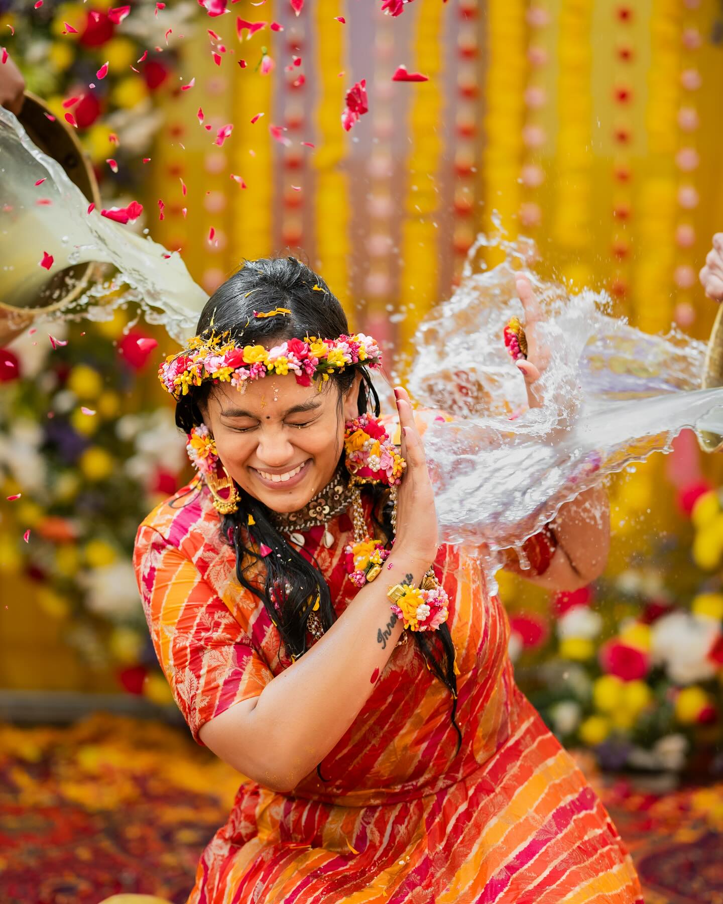 Two ceremonies, one tradition-though miles apart, their joy is united. Celebrating the Haldi in seemingly perfect harmony, where the love in each home shines just as bright✨.
Bride & Groom: @sushmita.mahendarkar @i.a.m.bhanuteja
#magikweddings #haldiceremony #loveintraditions #halditradition #couplesinlove #unitedintradition #haldifunction #loveandlaughter #candidphotography #weddingphotography
