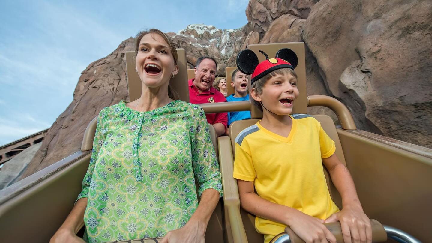 🇨🇦💰‼️CANADA RESIDENTS SAVE up to 20% on select Walt Disney World Resort Hotel and park ticket packages, for visits from the end of December 2024 well into 2025! Contact us for a free, no obligation quote.