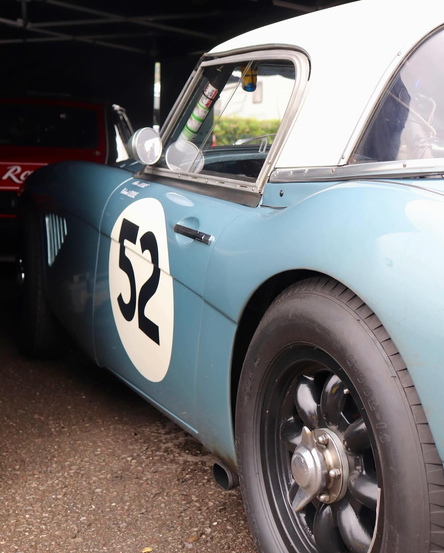 Some highlights from @castlecombecircuituk Autumn Classic!!!
#castlecombe #castlecombeautumclassic #autumclassic #60s #cotswold #classiccar #carshow #classiccarshow #ukclassiccar #instacar #bestofbritish #britain #britishsummer #foryou #carphotography #motorsport #motoring