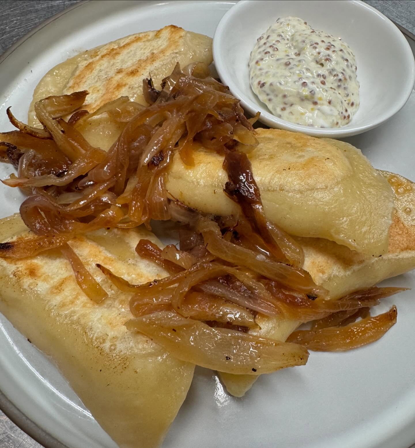 Homemade Pierogi @copperkettlecafe #copperkettlecafe #hartsdale #scarsdale #eaaaaats #westchester #westchestercocktails #westchestereats #comfortfood #dobbsferry #edgemont #hartsdaleeats #foodporn #copperstyle @resy #pierogi